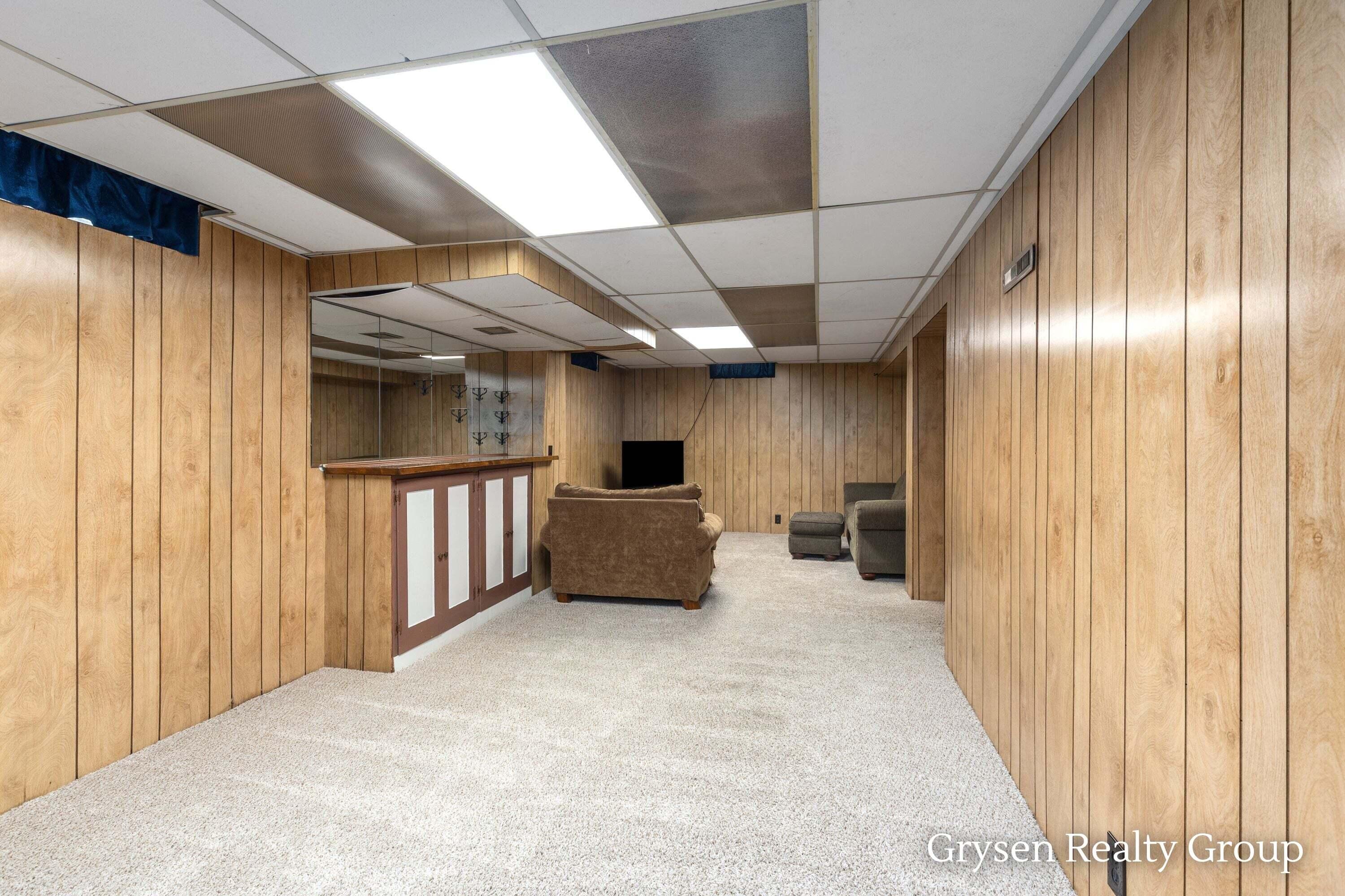 2034 Acton Road NW Grand Rapids MI 49504