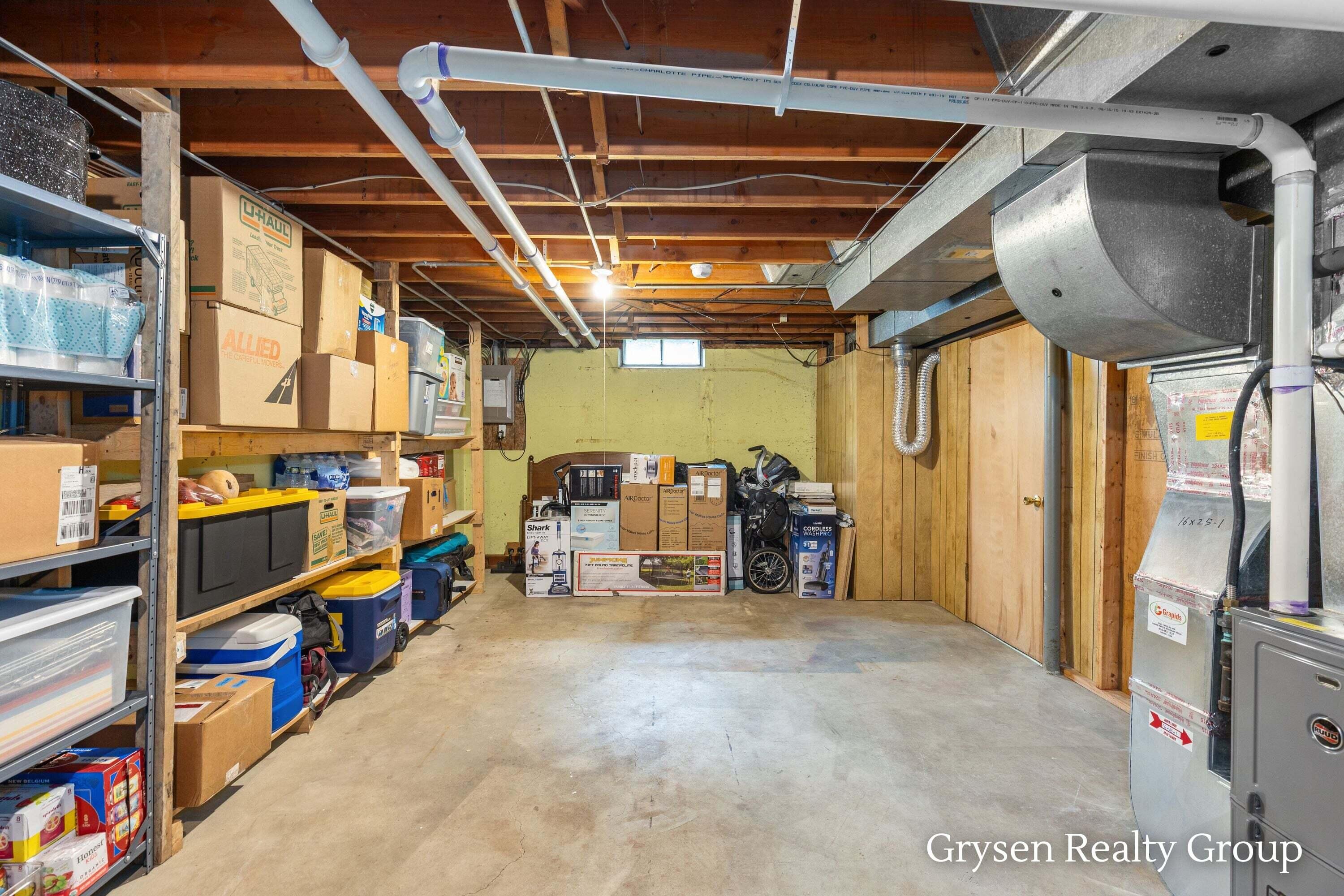 2034 Acton Road NW Grand Rapids MI 49504