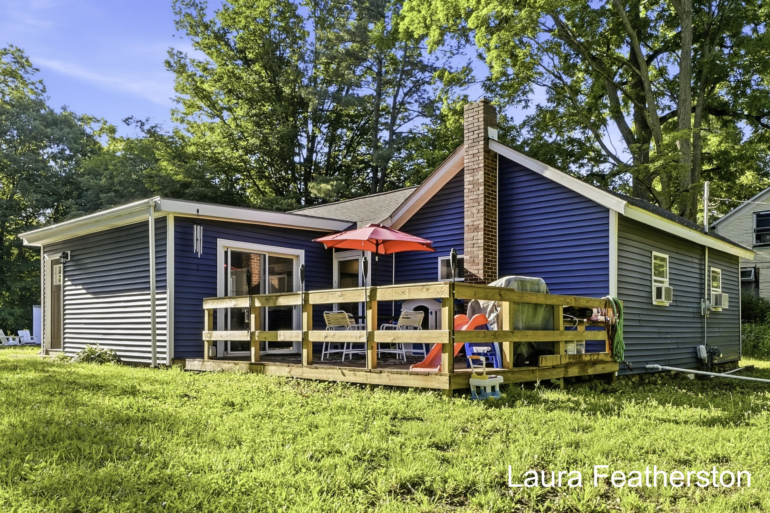 4948 Sturgis Avenue NE Rockford MI 49341