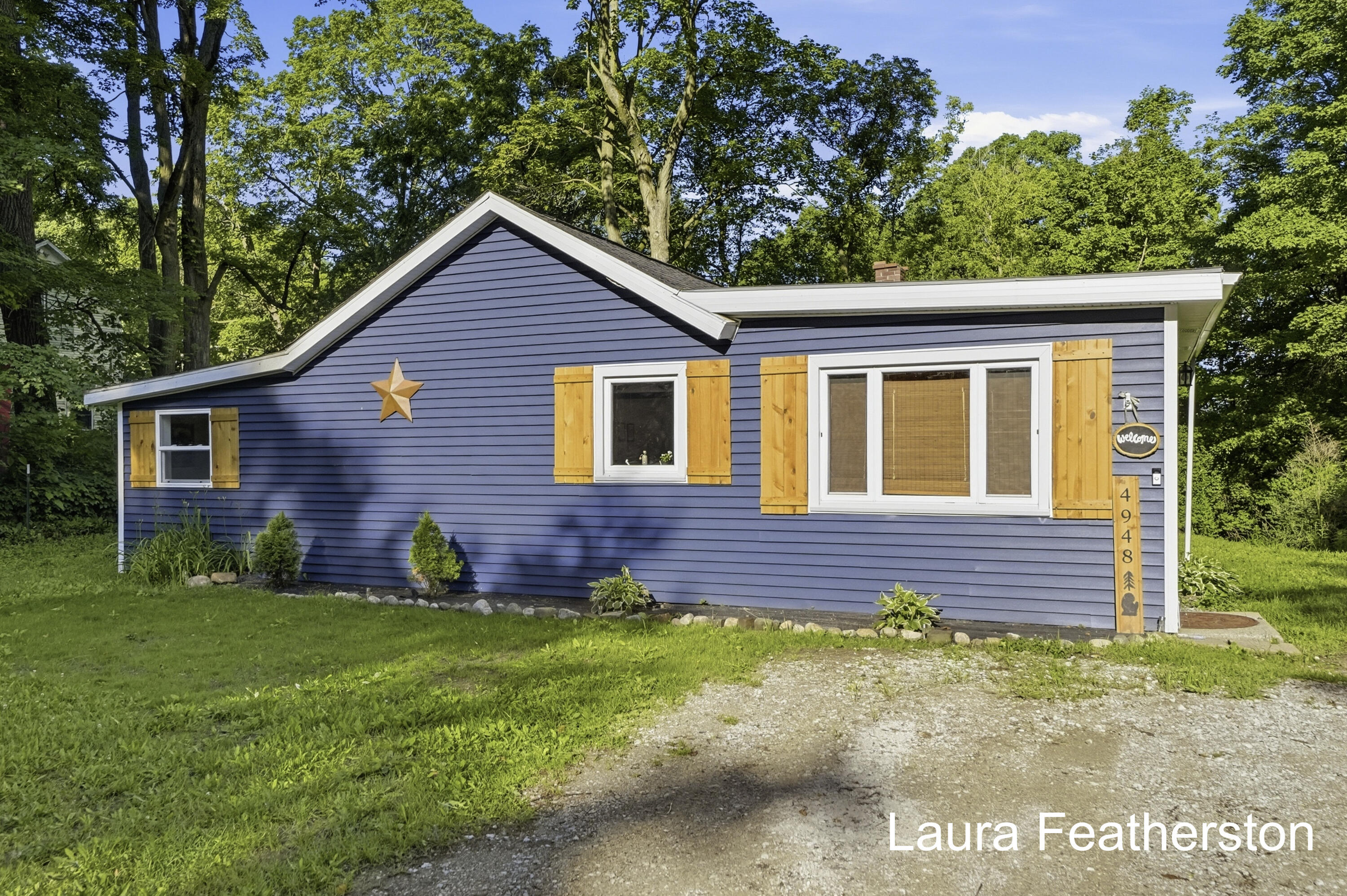 4948 Sturgis Avenue NE Rockford MI 49341