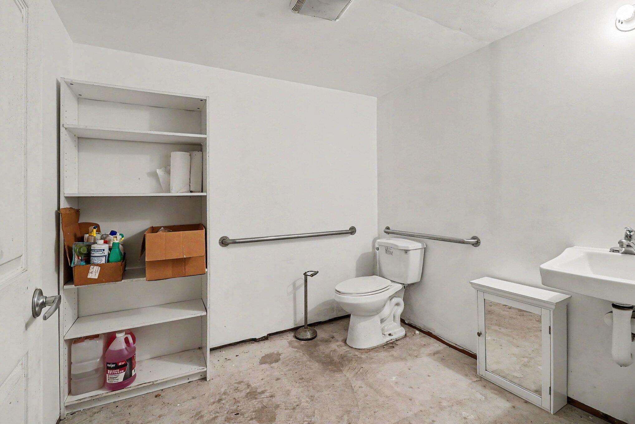 9748 N Us 31 Ludington MI 49431