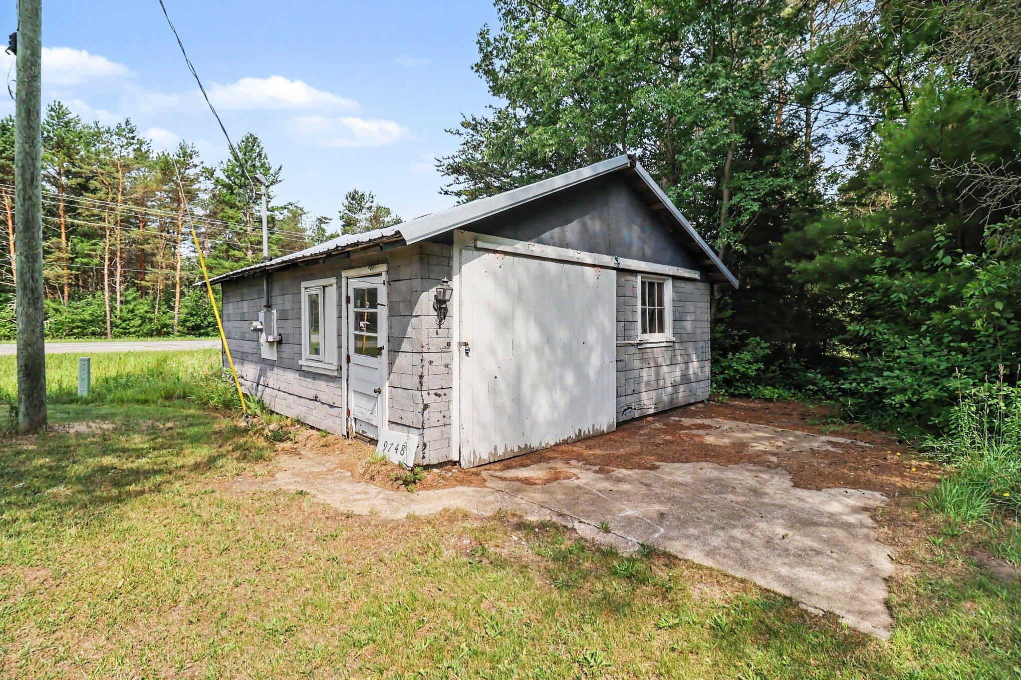 9748 N Us 31 Ludington MI 49431