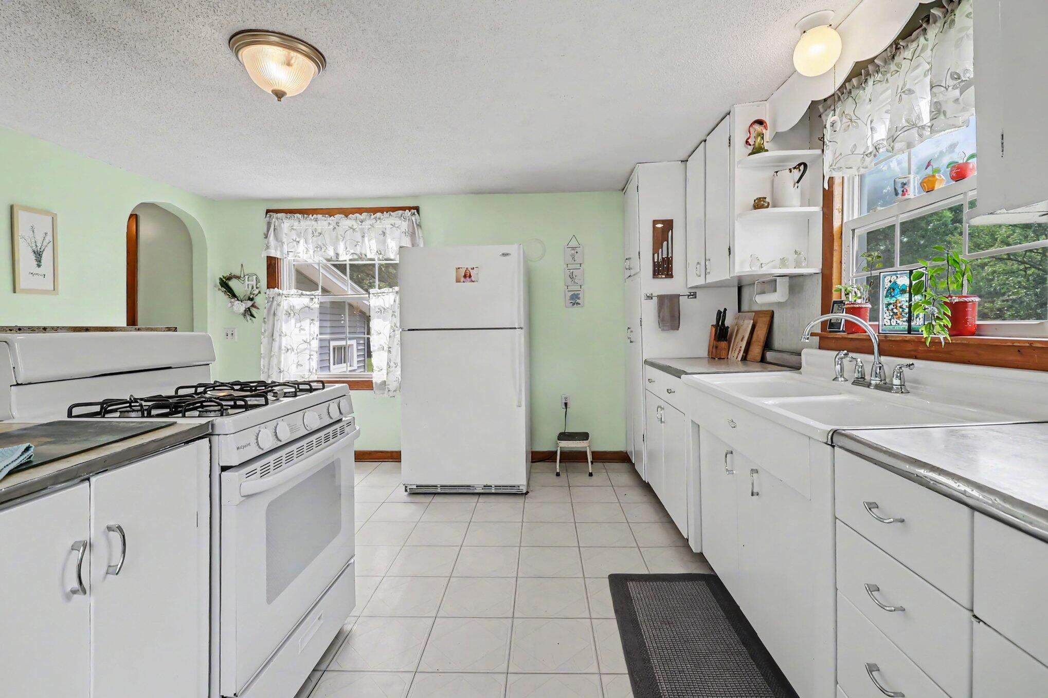 9748 N Us 31 Ludington MI 49431