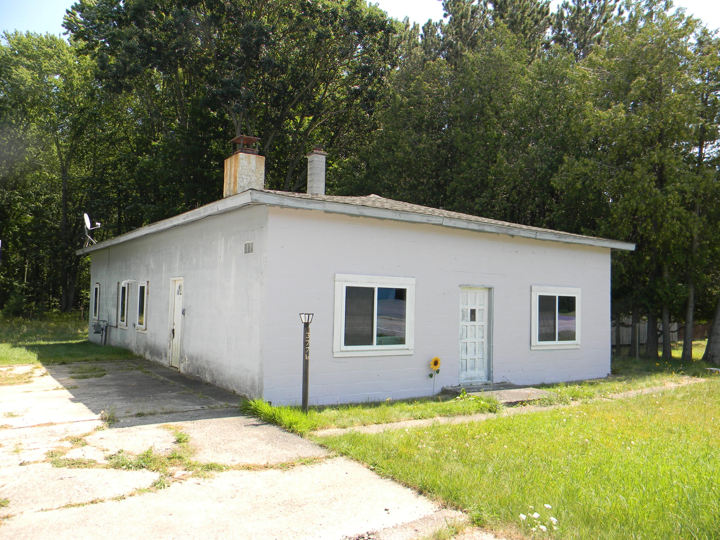 3776 N Jebavy Drive Ludington MI 49431