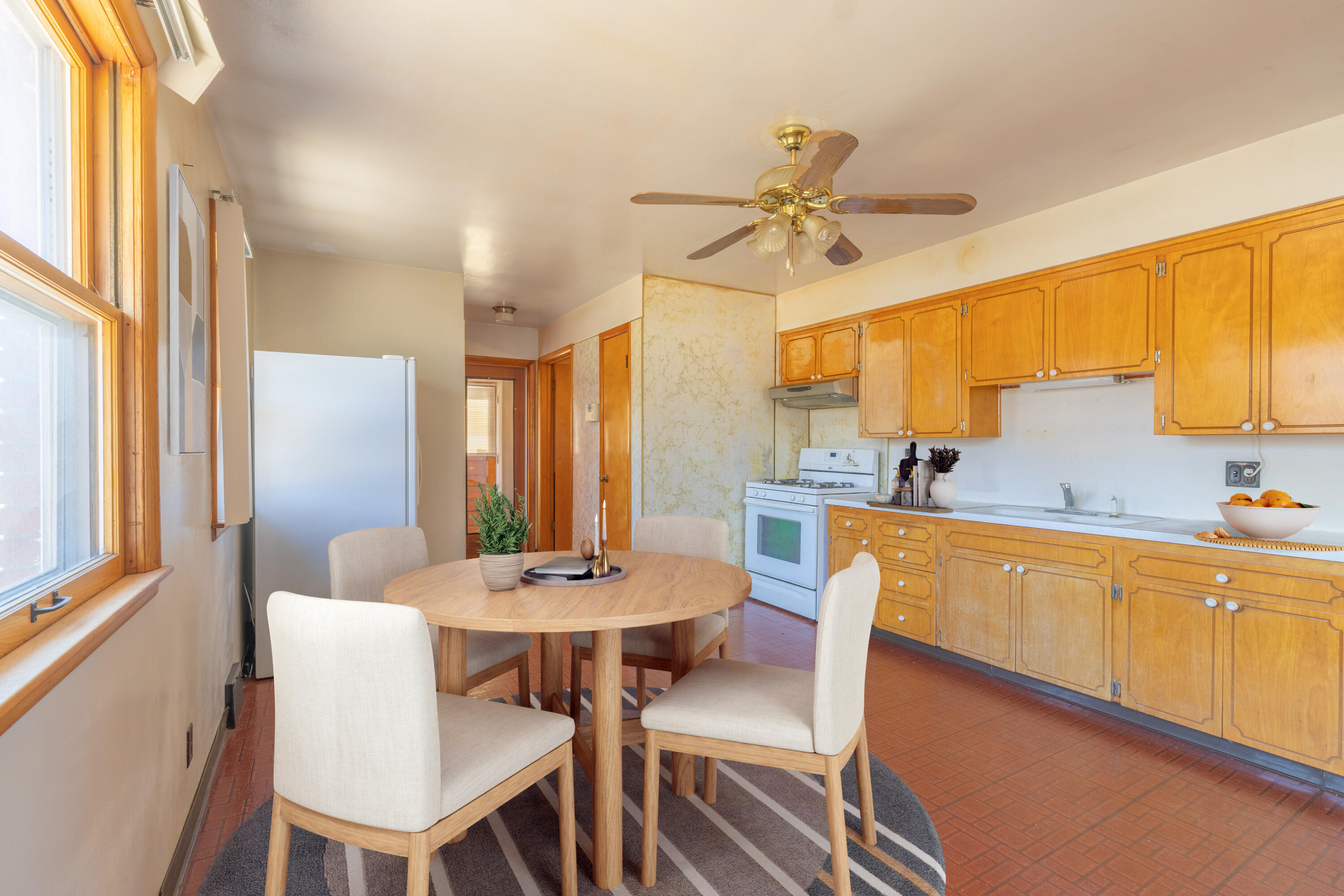 1712 W Ogden Circle Benton Harbor MI 49022