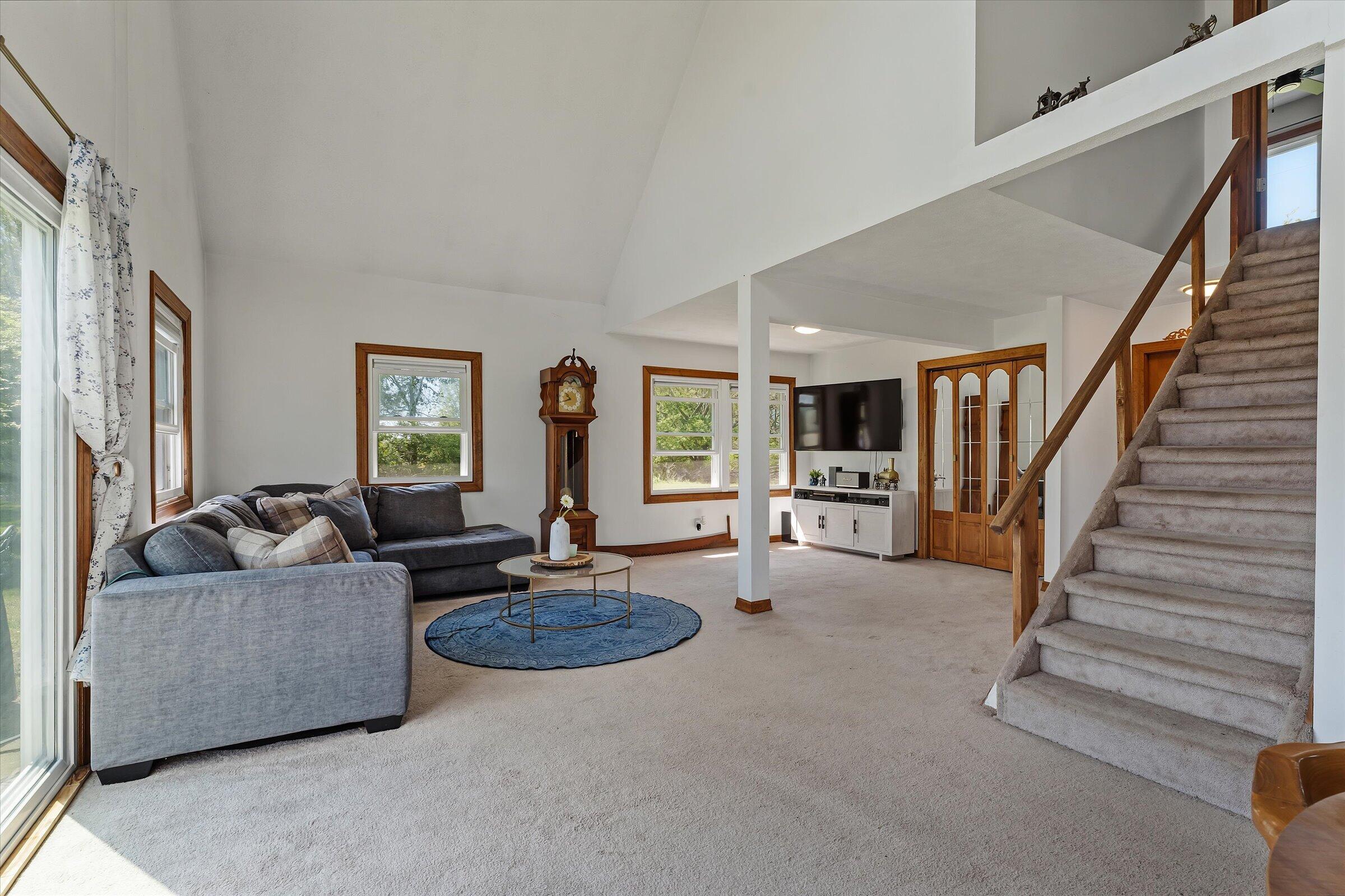 26016 Yankee Street Edwardsburg MI 49112