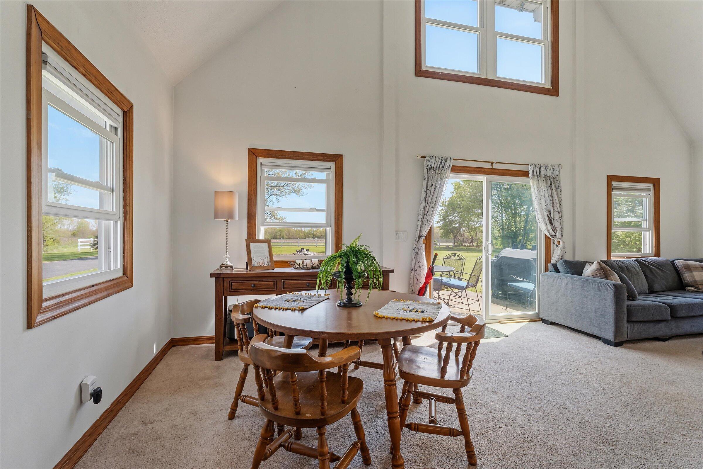 26016 Yankee Street Edwardsburg MI 49112