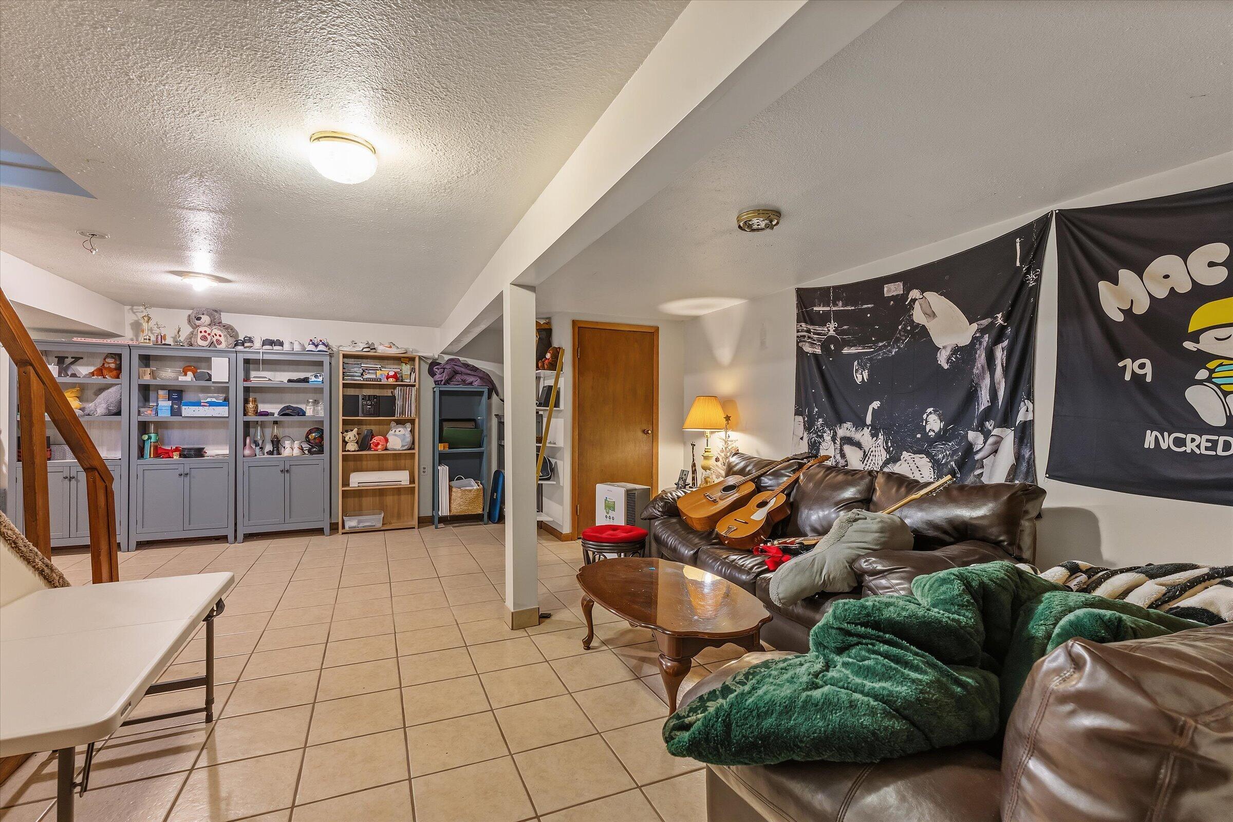 26016 Yankee Street Edwardsburg MI 49112