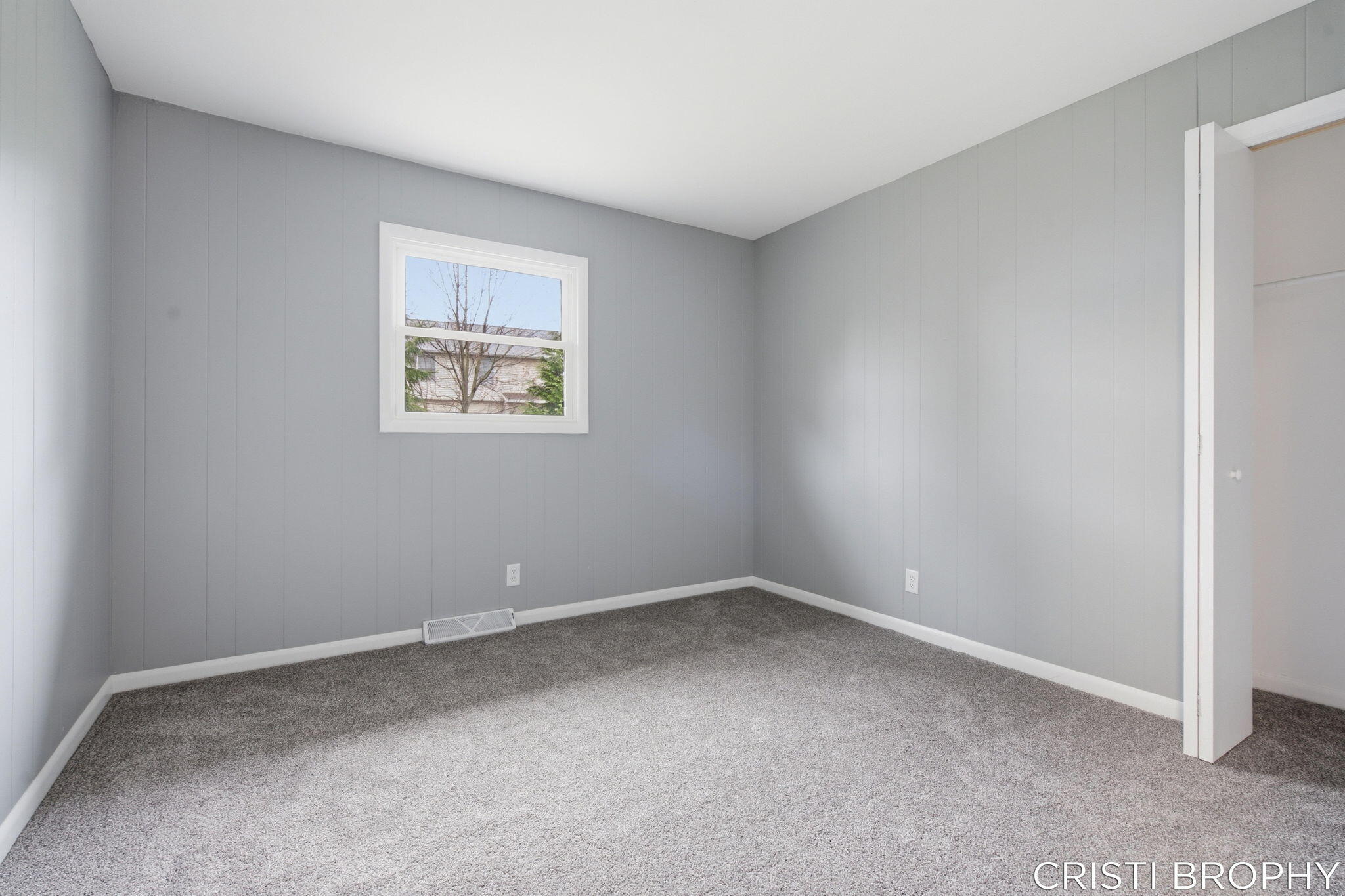 2538 Berwyck Road SE Grand Rapids MI 49506