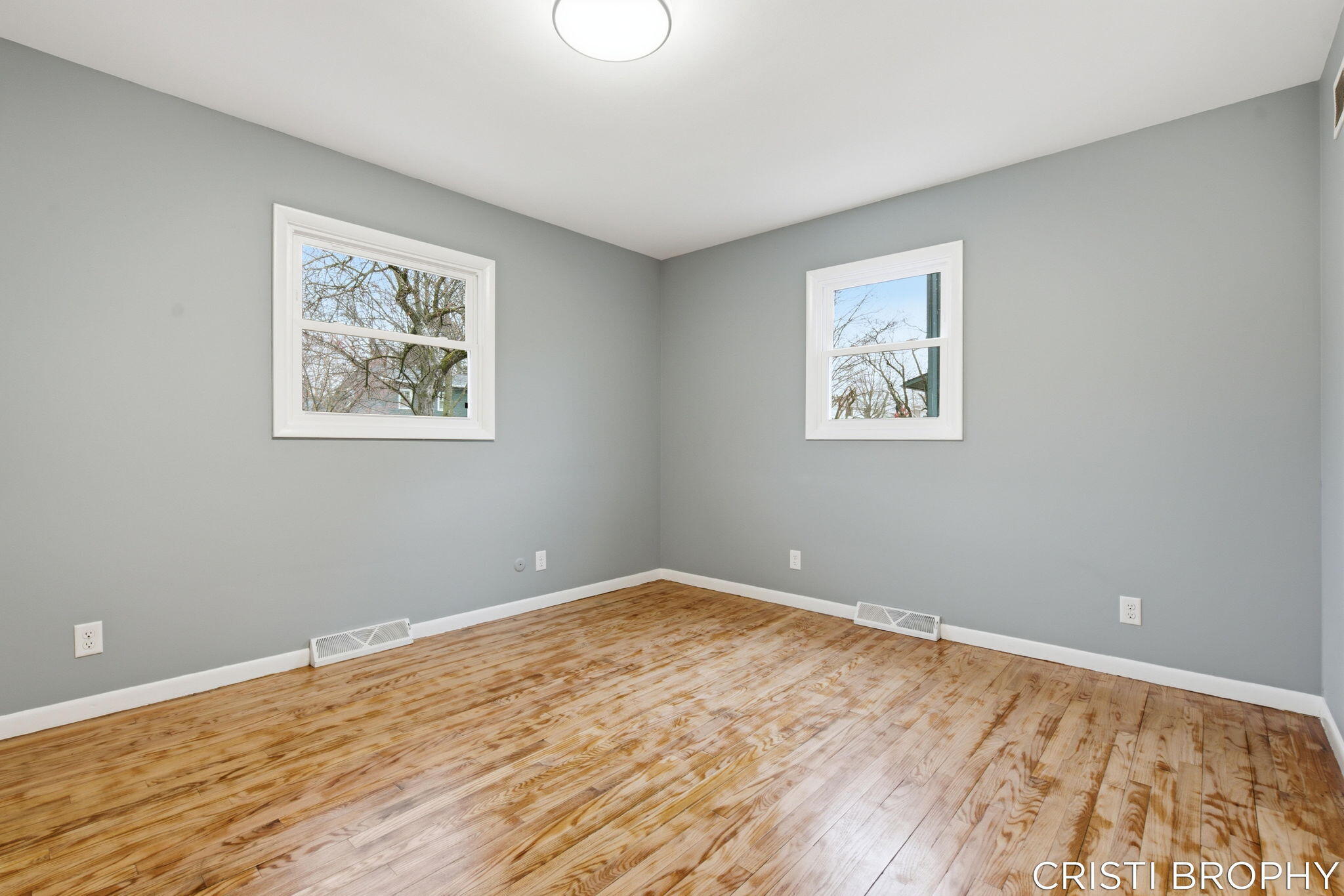 2538 Berwyck Road SE Grand Rapids MI 49506