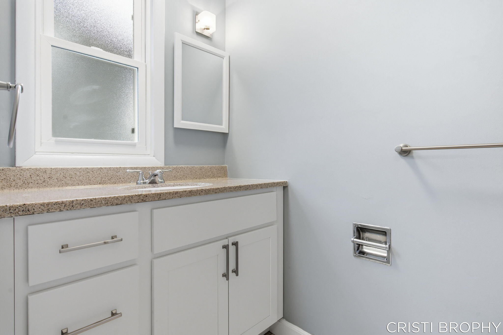 2538 Berwyck Road SE Grand Rapids MI 49506