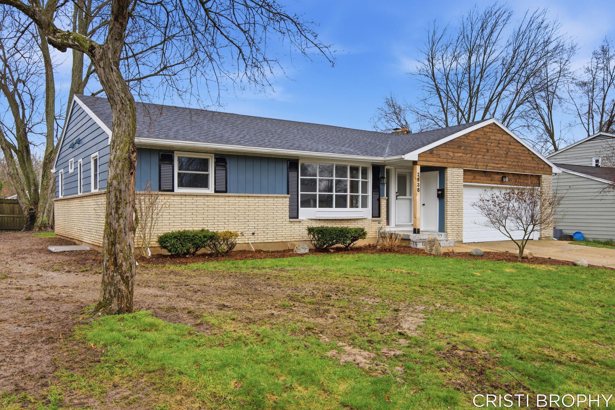 2538 Berwyck Road SE Grand Rapids MI 49506