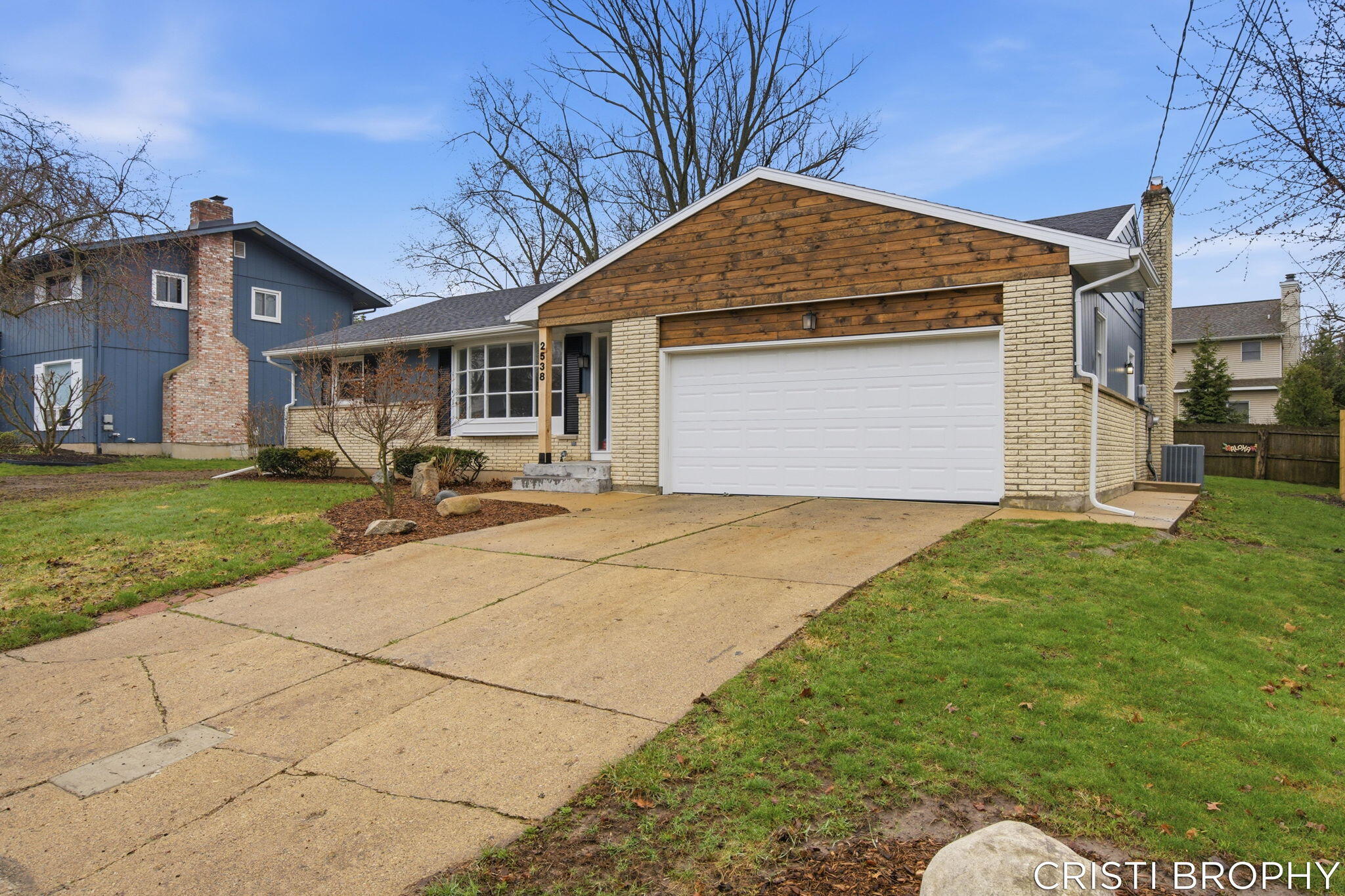 2538 Berwyck Road SE Grand Rapids MI 49506