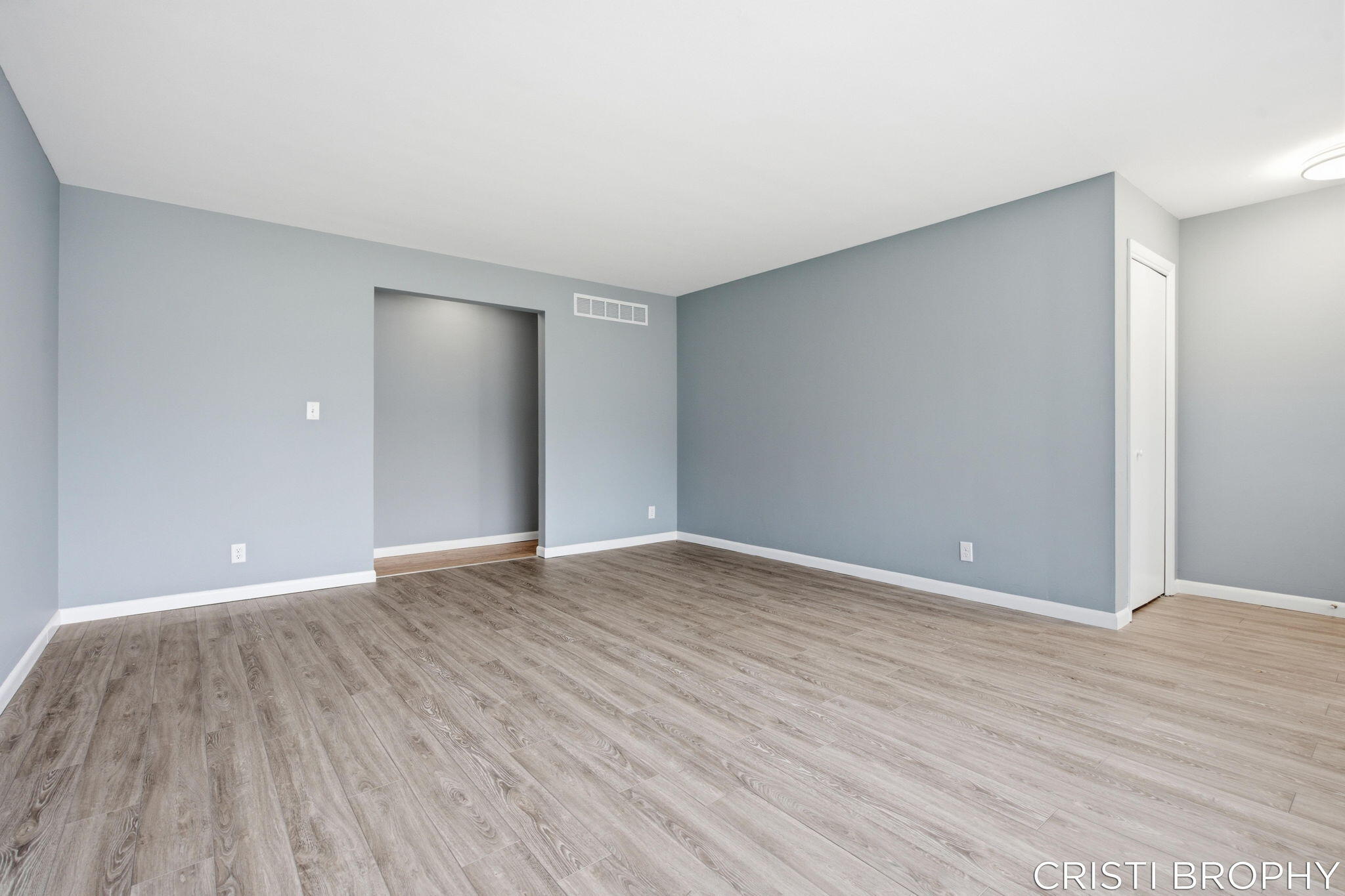2538 Berwyck Road SE Grand Rapids MI 49506
