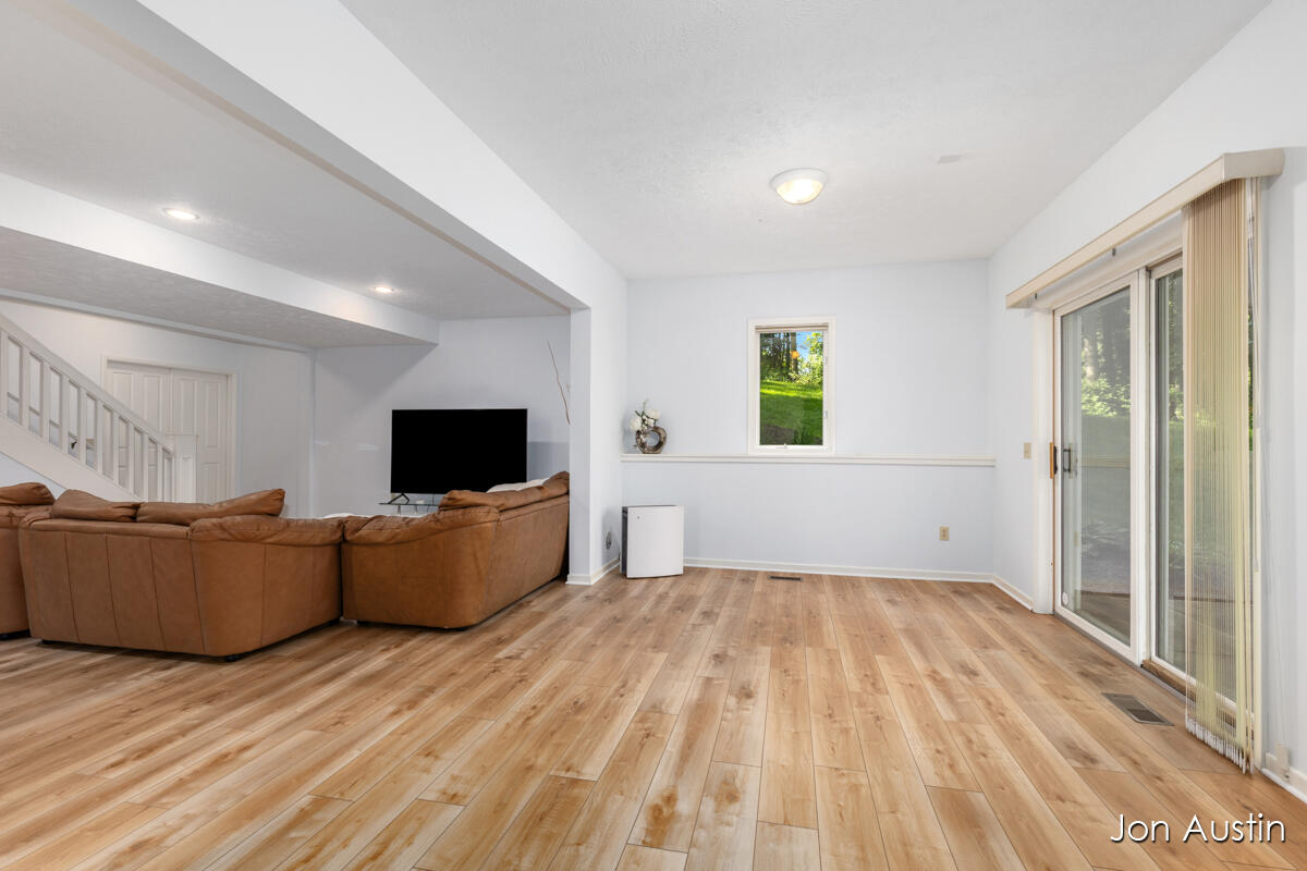 4380 Michigan Street NE Grand Rapids MI 49525