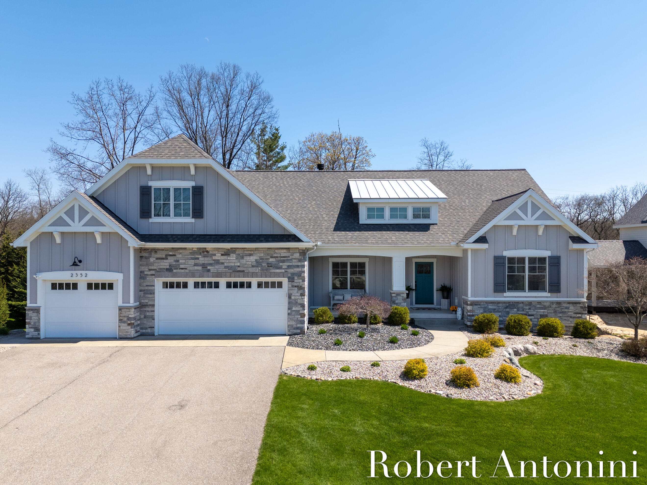 2352 Lake Birch Court NE Grand Rapids MI 49525