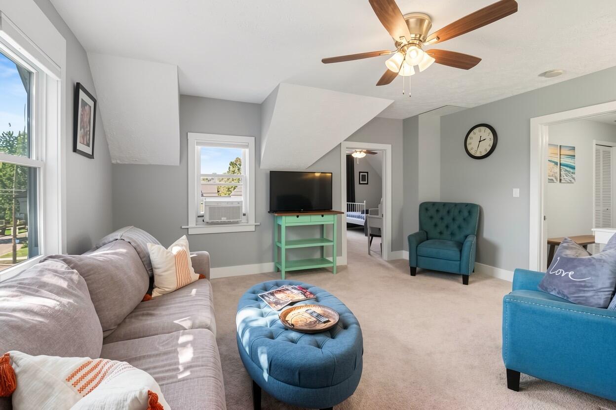 209 S Washington Avenue Ludington MI 49431