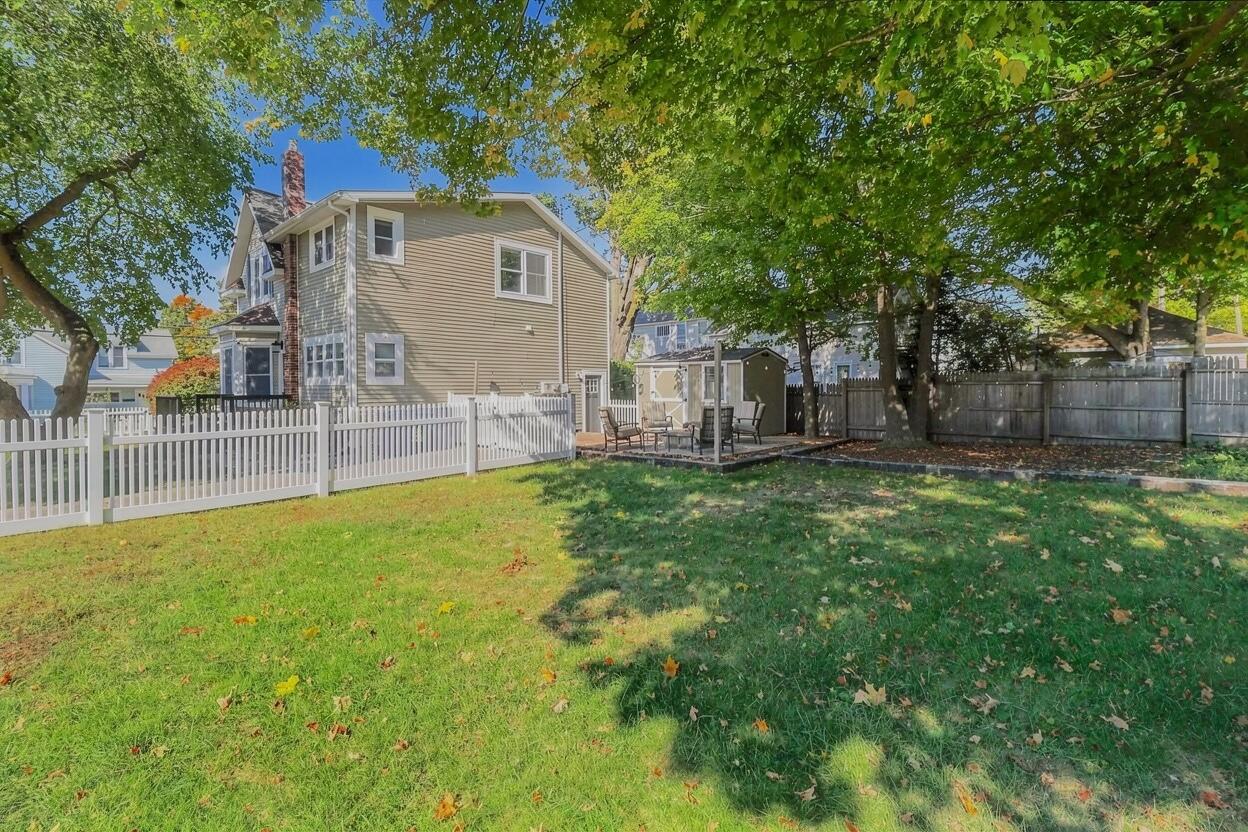 209 S Washington Avenue Ludington MI 49431