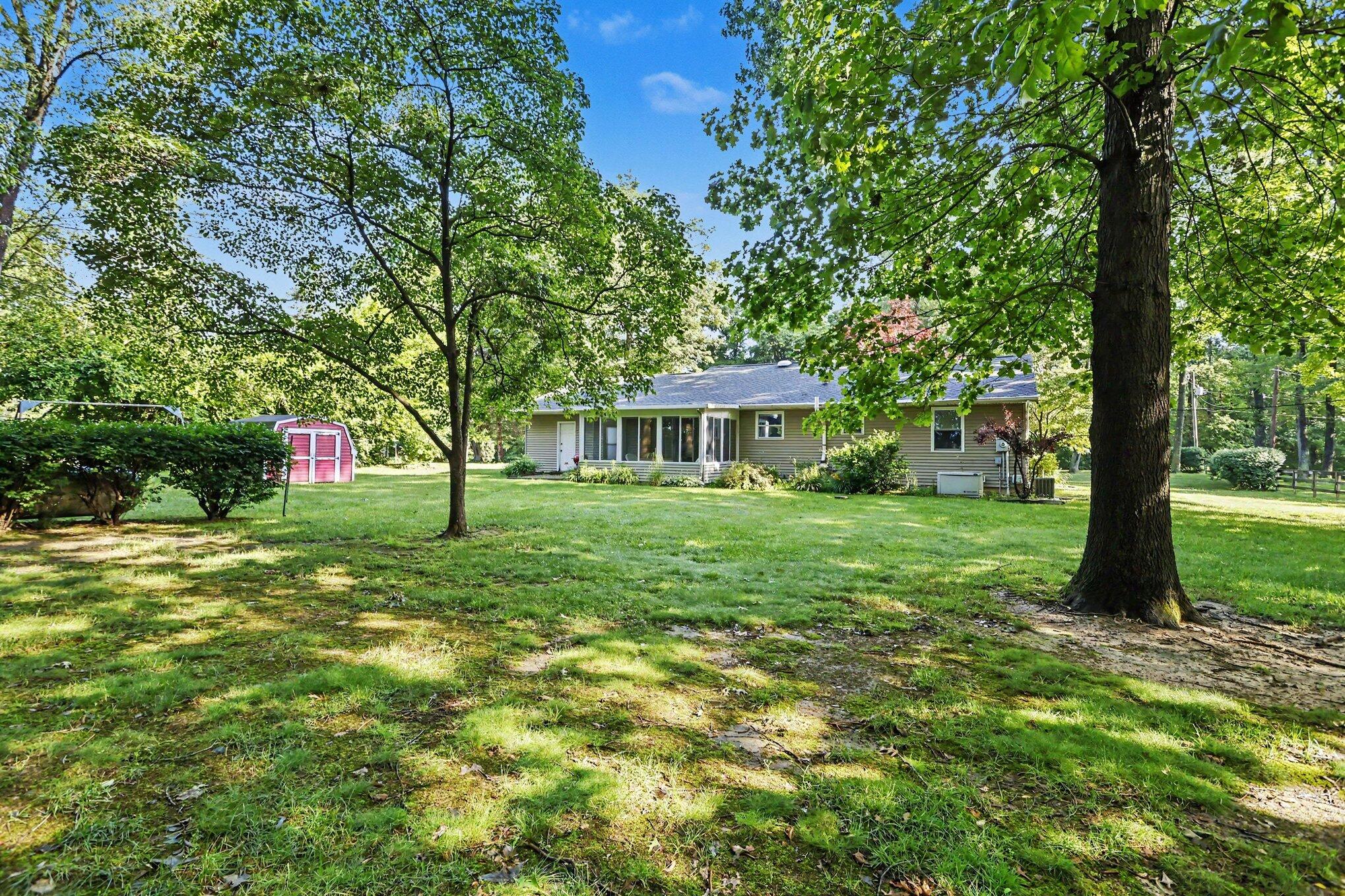 3720 Chamberlain Road Buchanan MI 49107