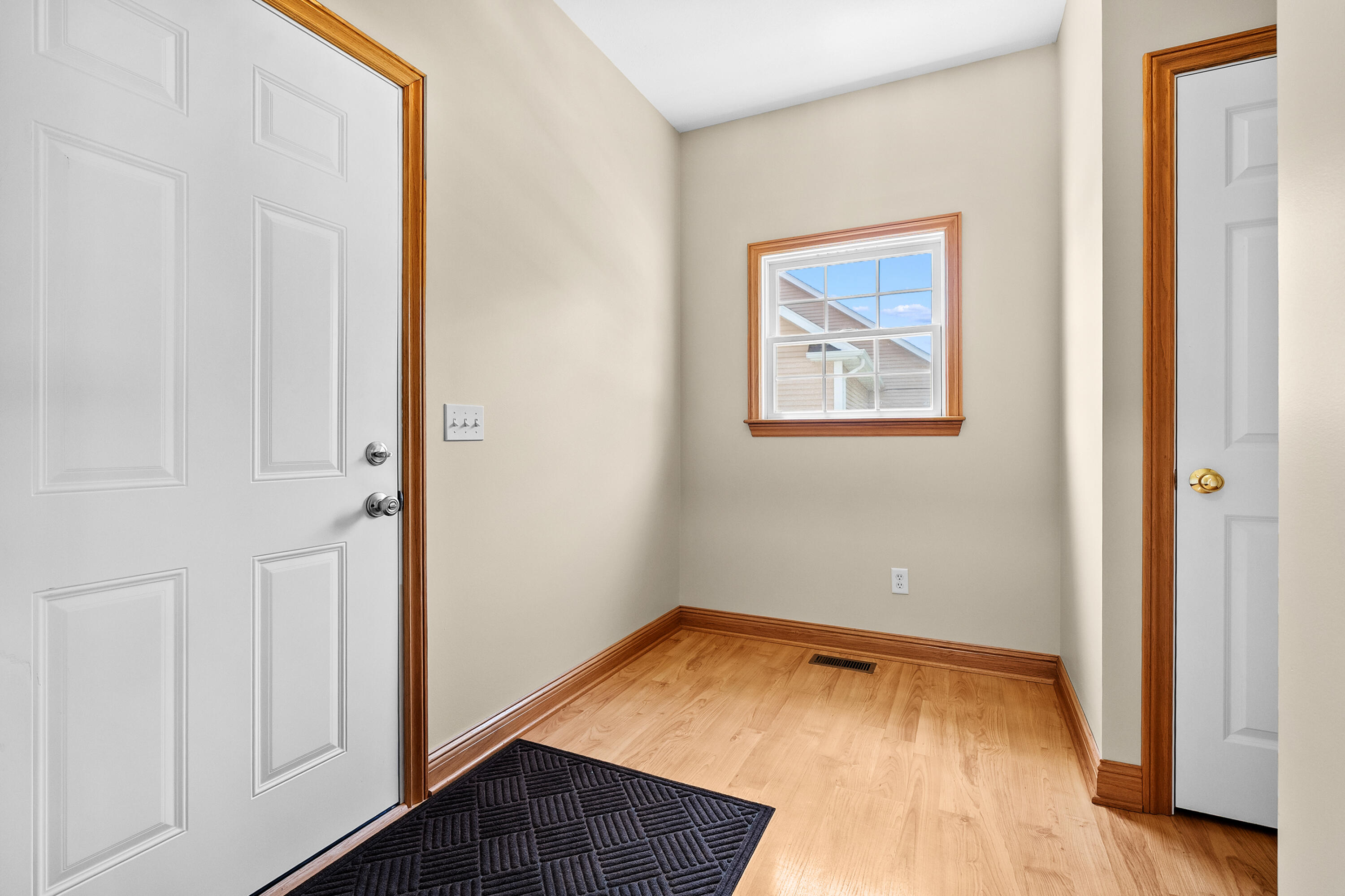597 Winter Slope Kalamazoo MI 49009