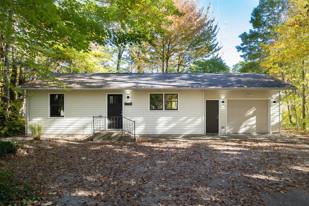 South Haven MI, 17751 Blue Star Highway