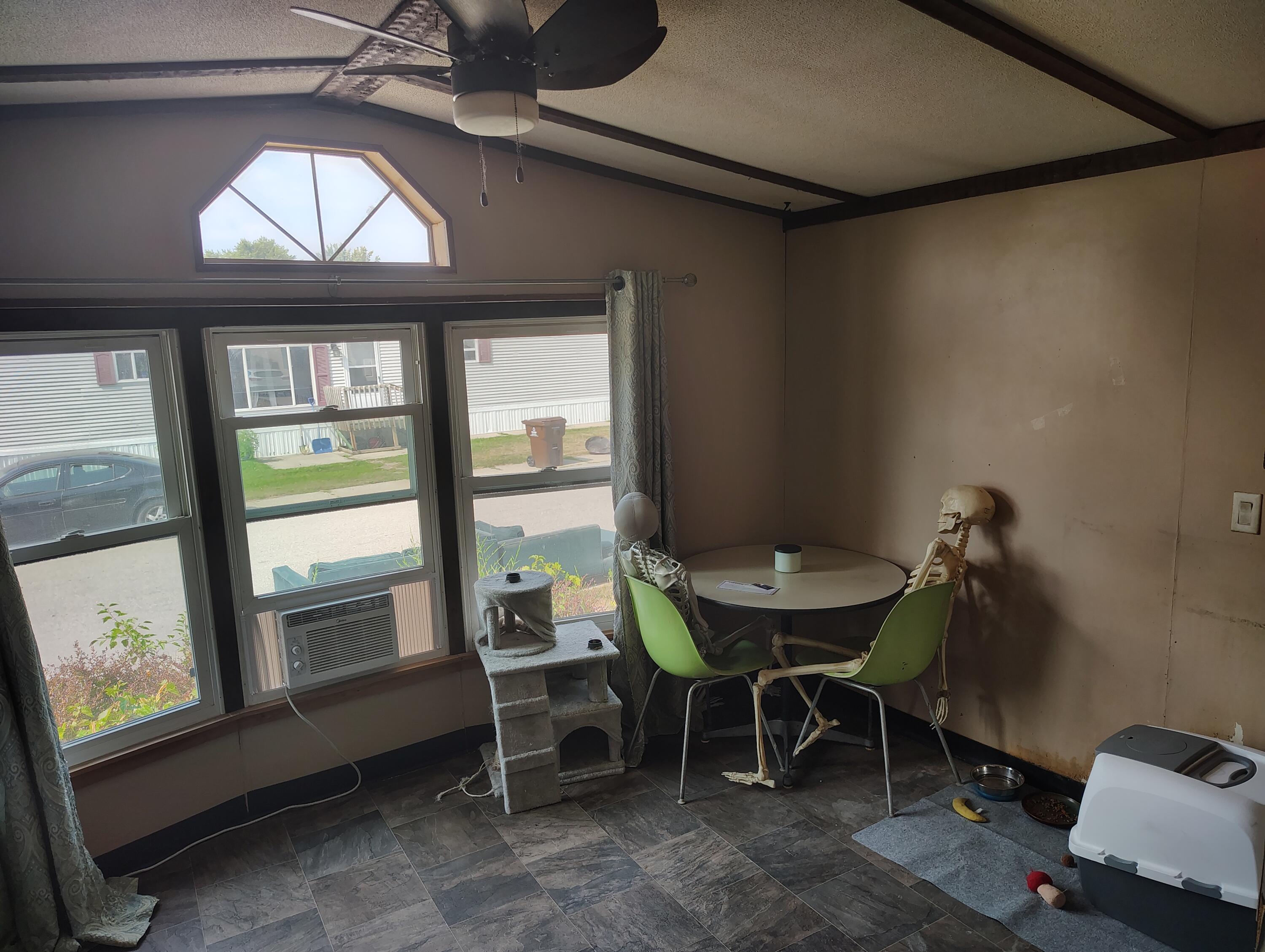 3658 Sugar Loaf Street NW Grand Rapids MI 49544