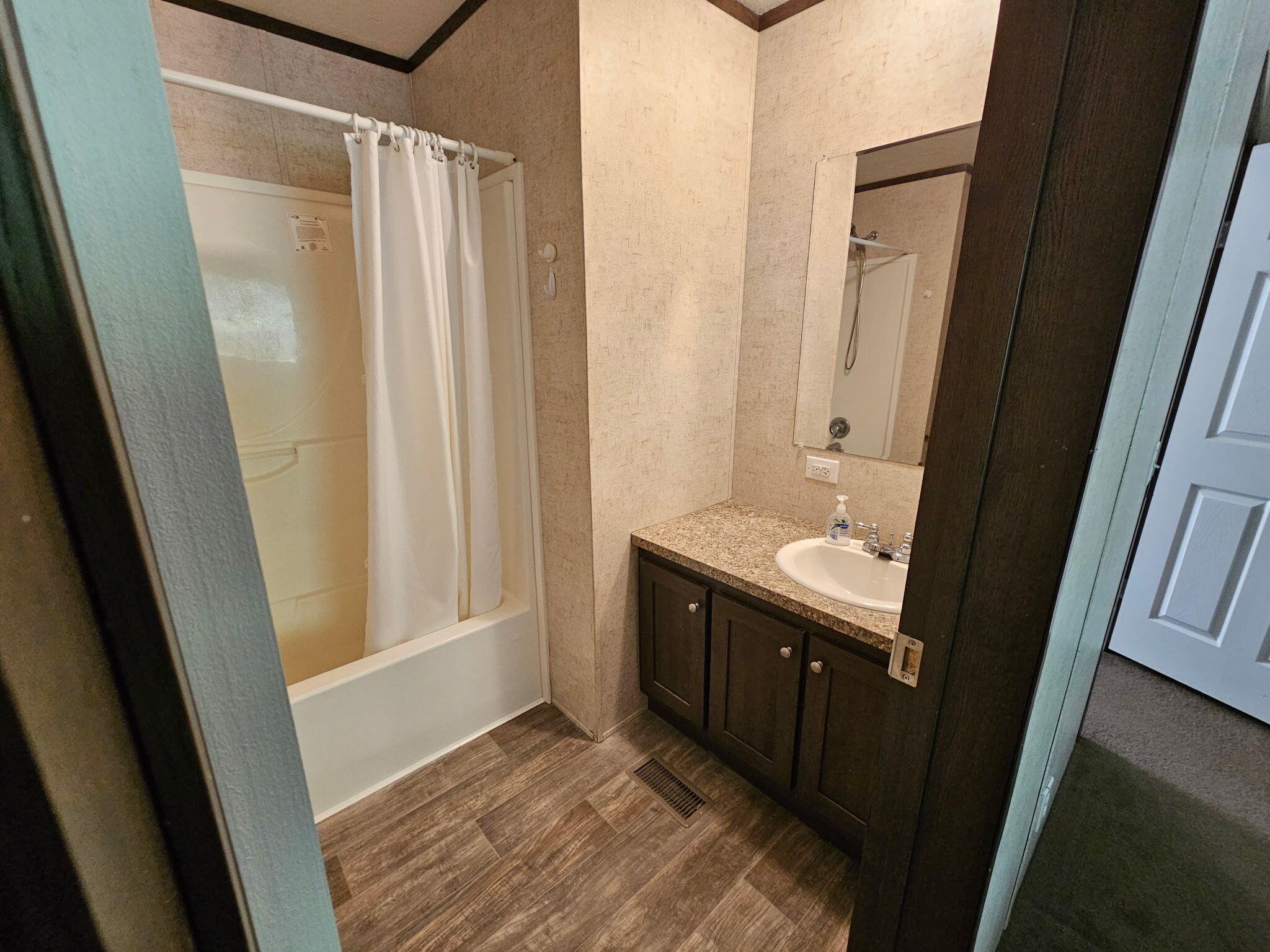 704 38th Street Allegan MI 49010