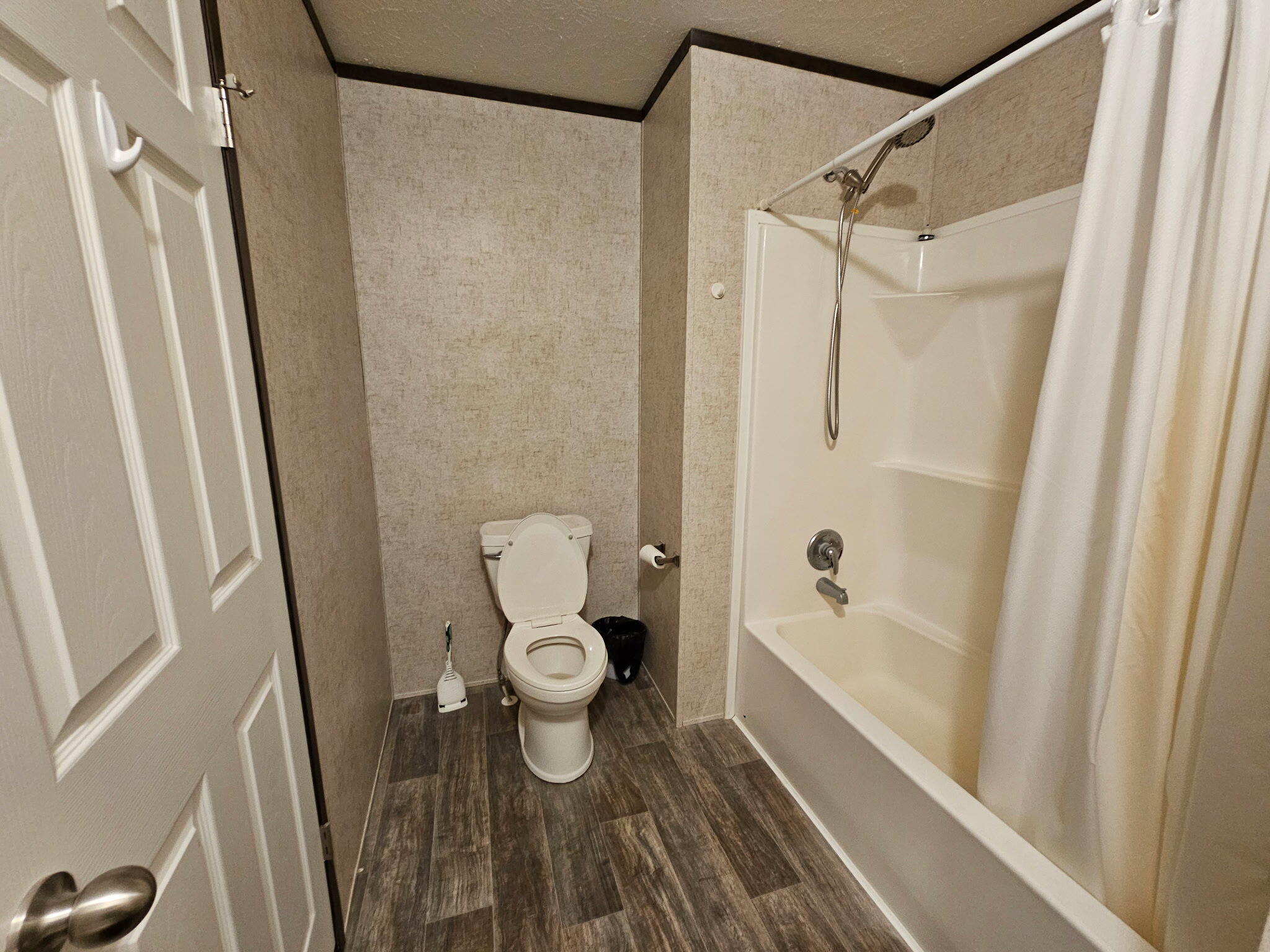 704 38th Street Allegan MI 49010