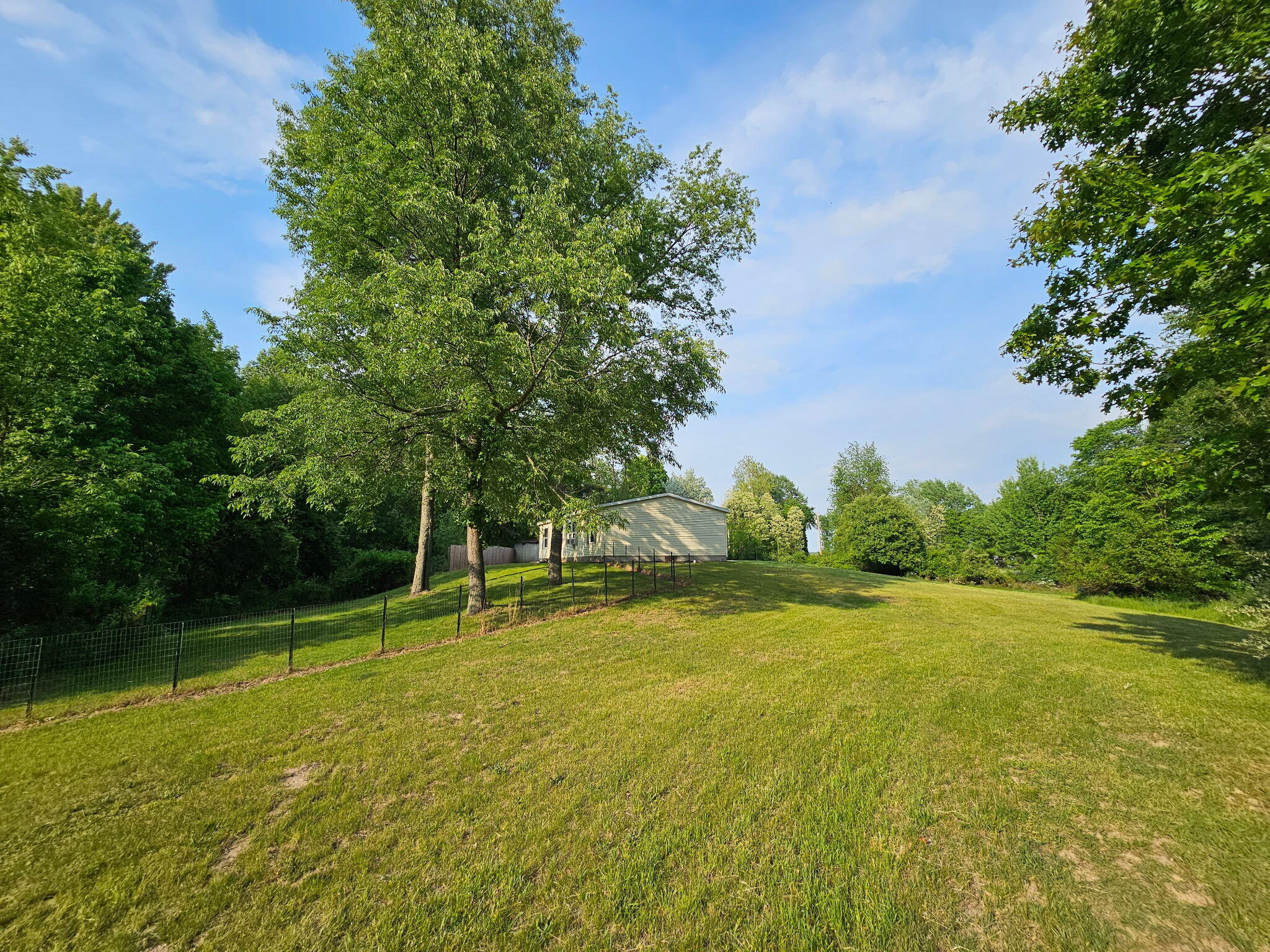 704 38th Street Allegan MI 49010