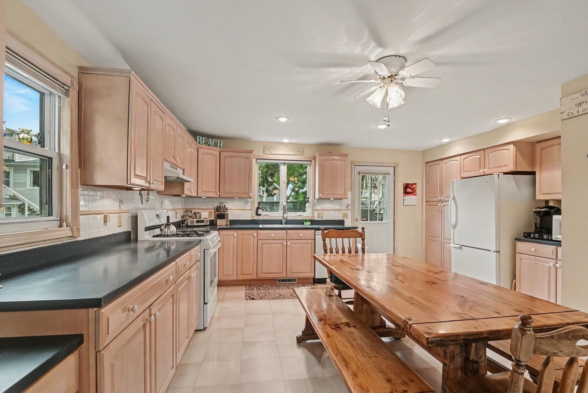77 Park Avenue South Haven MI 49090