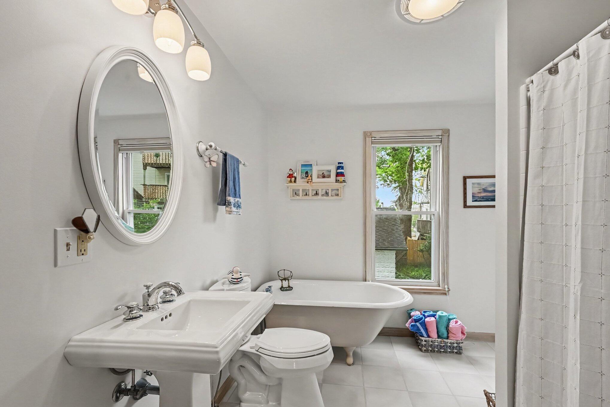 77 Park Avenue South Haven MI 49090