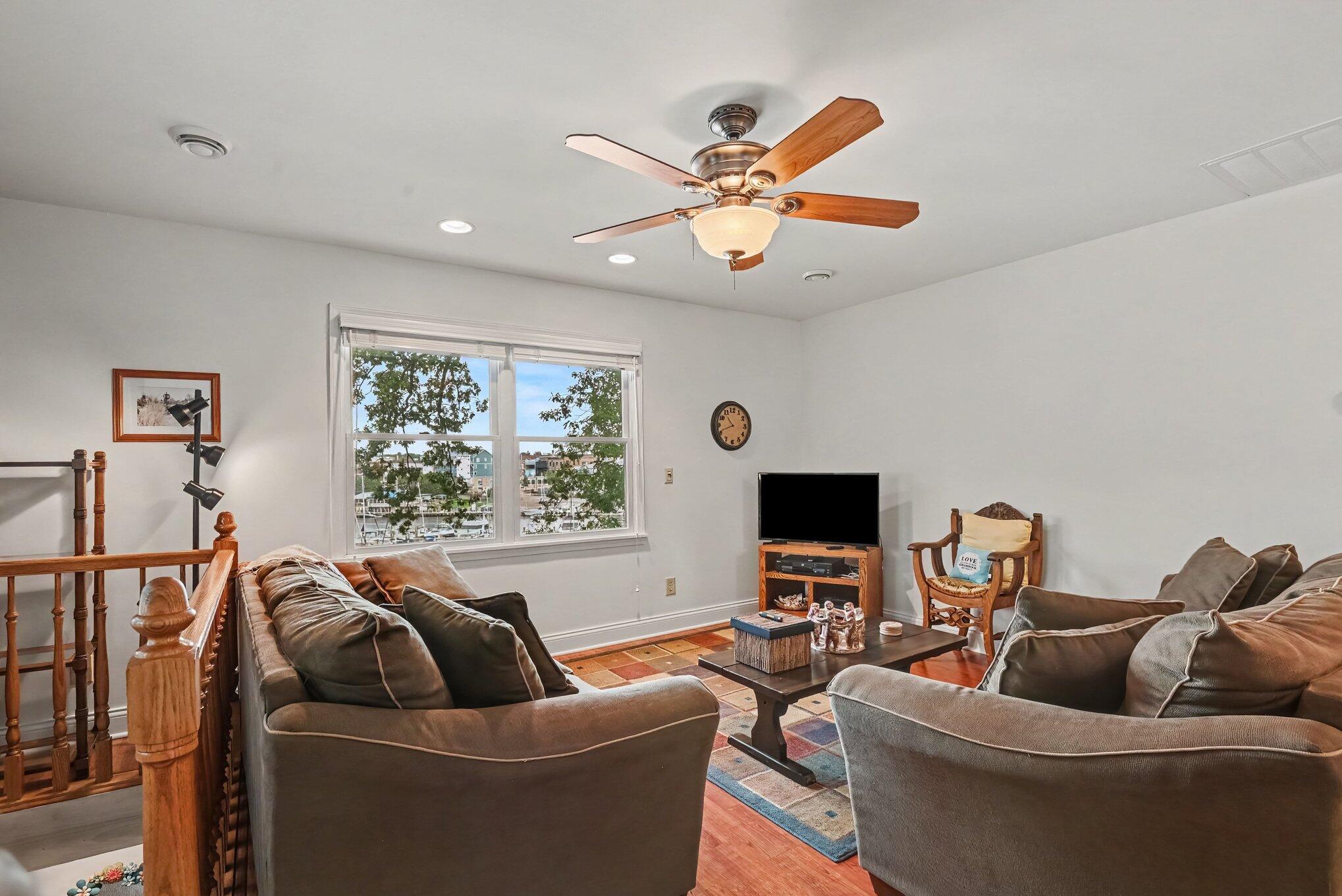 77 Park Avenue South Haven MI 49090