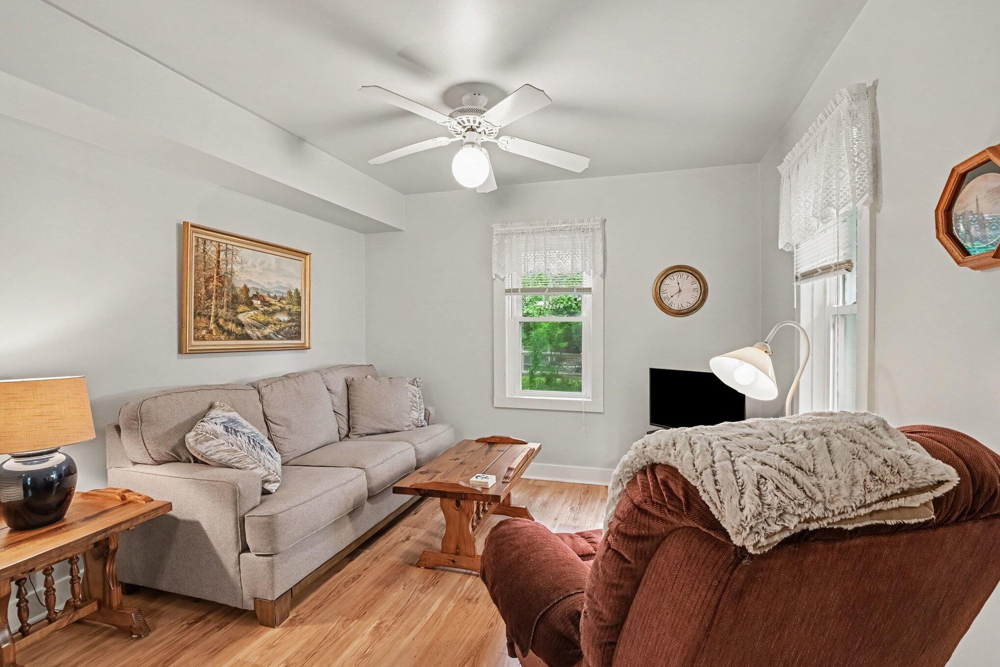 77 Park Avenue South Haven MI 49090