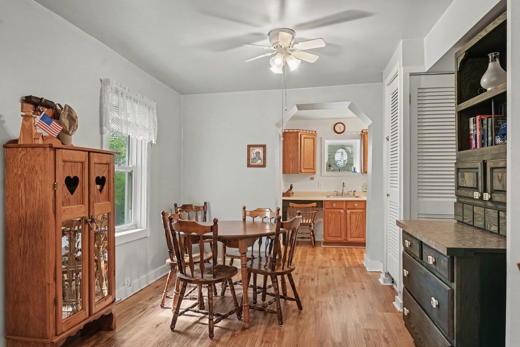 77 Park Avenue South Haven MI 49090