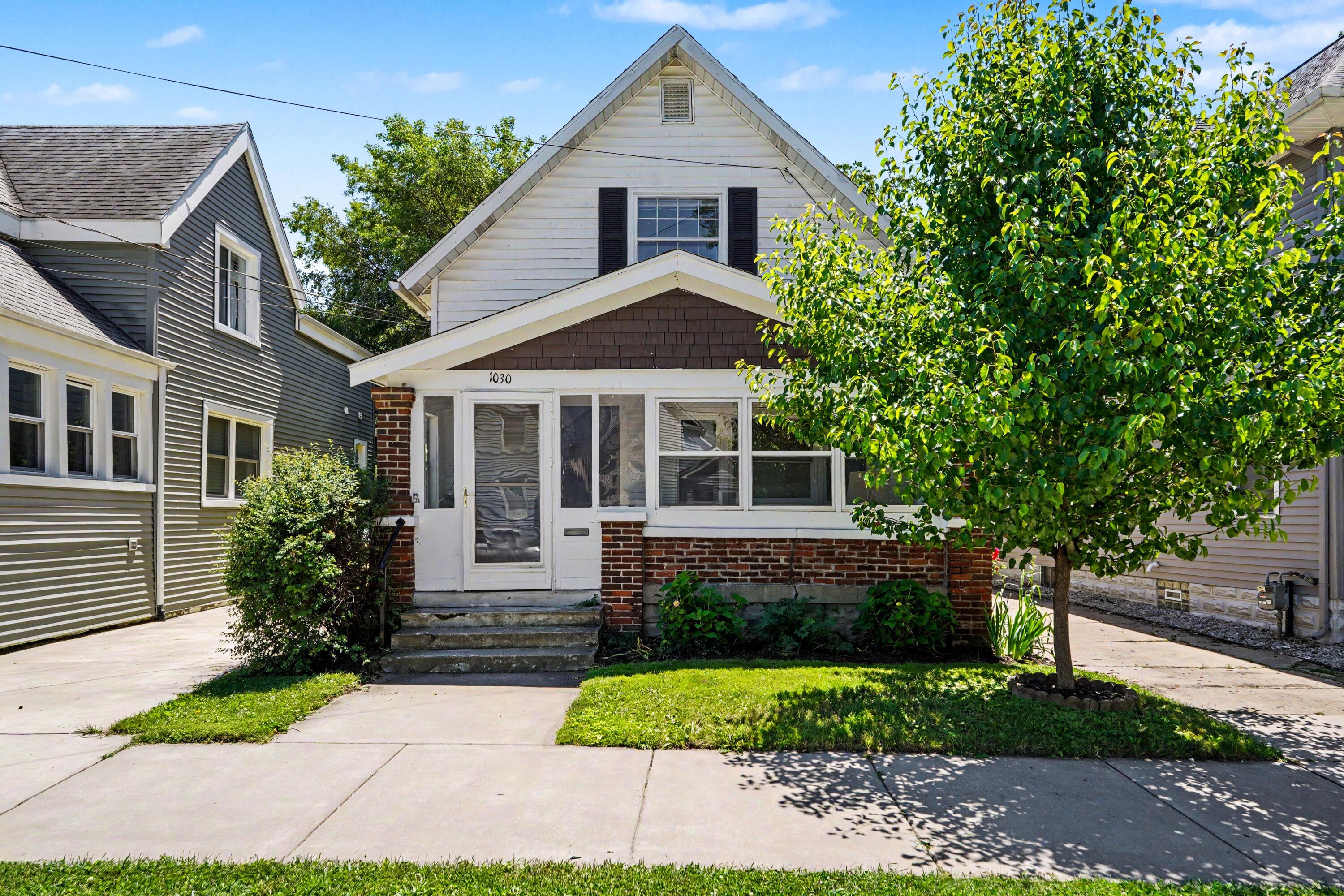 1030 Logan Street SE Grand Rapids MI 49506