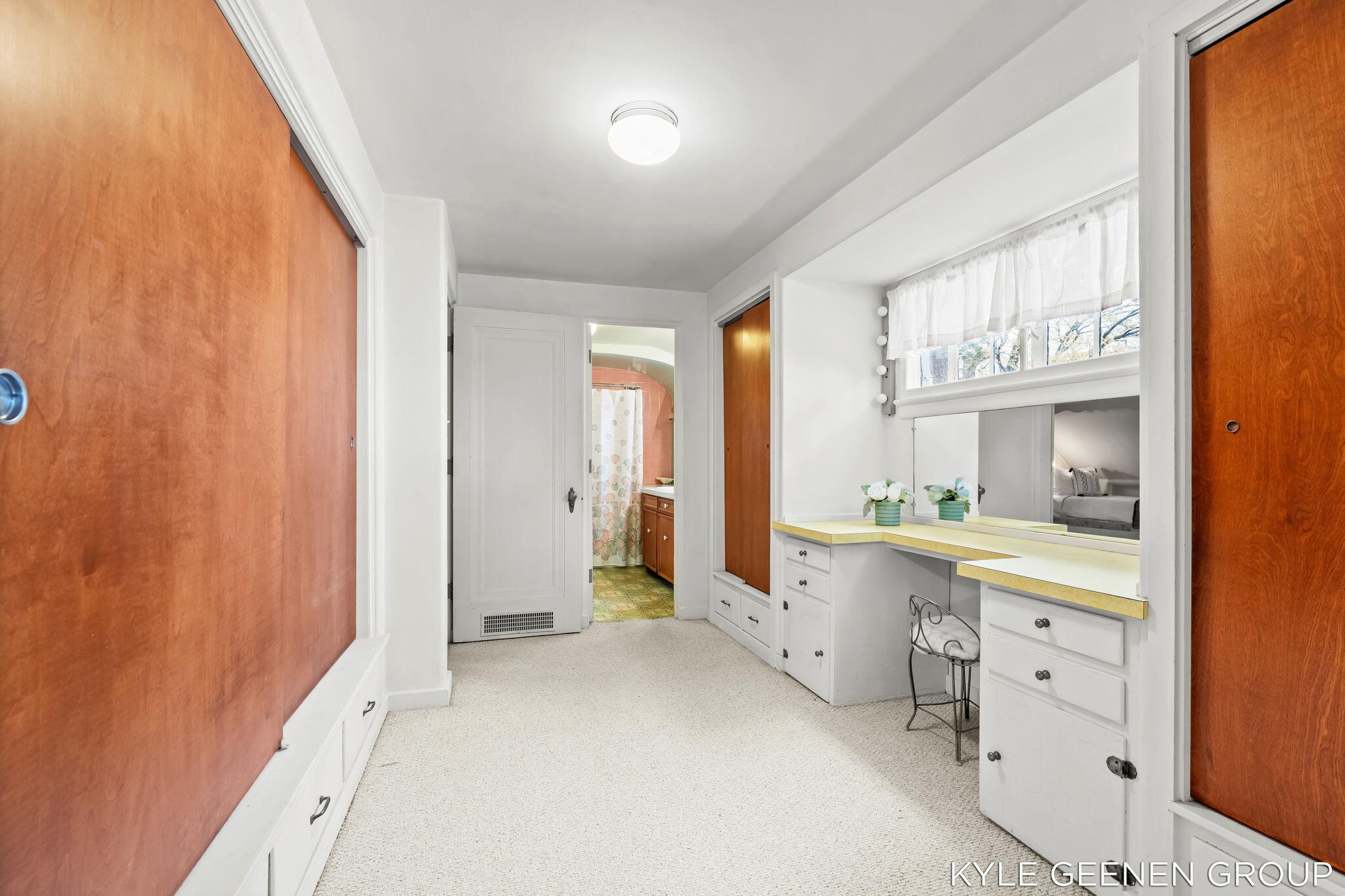1418 Waukazoo Drive Holland MI 49424