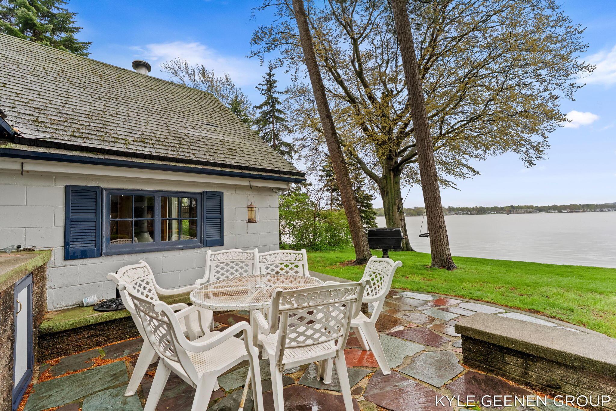 1418 Waukazoo Drive Holland MI 49424