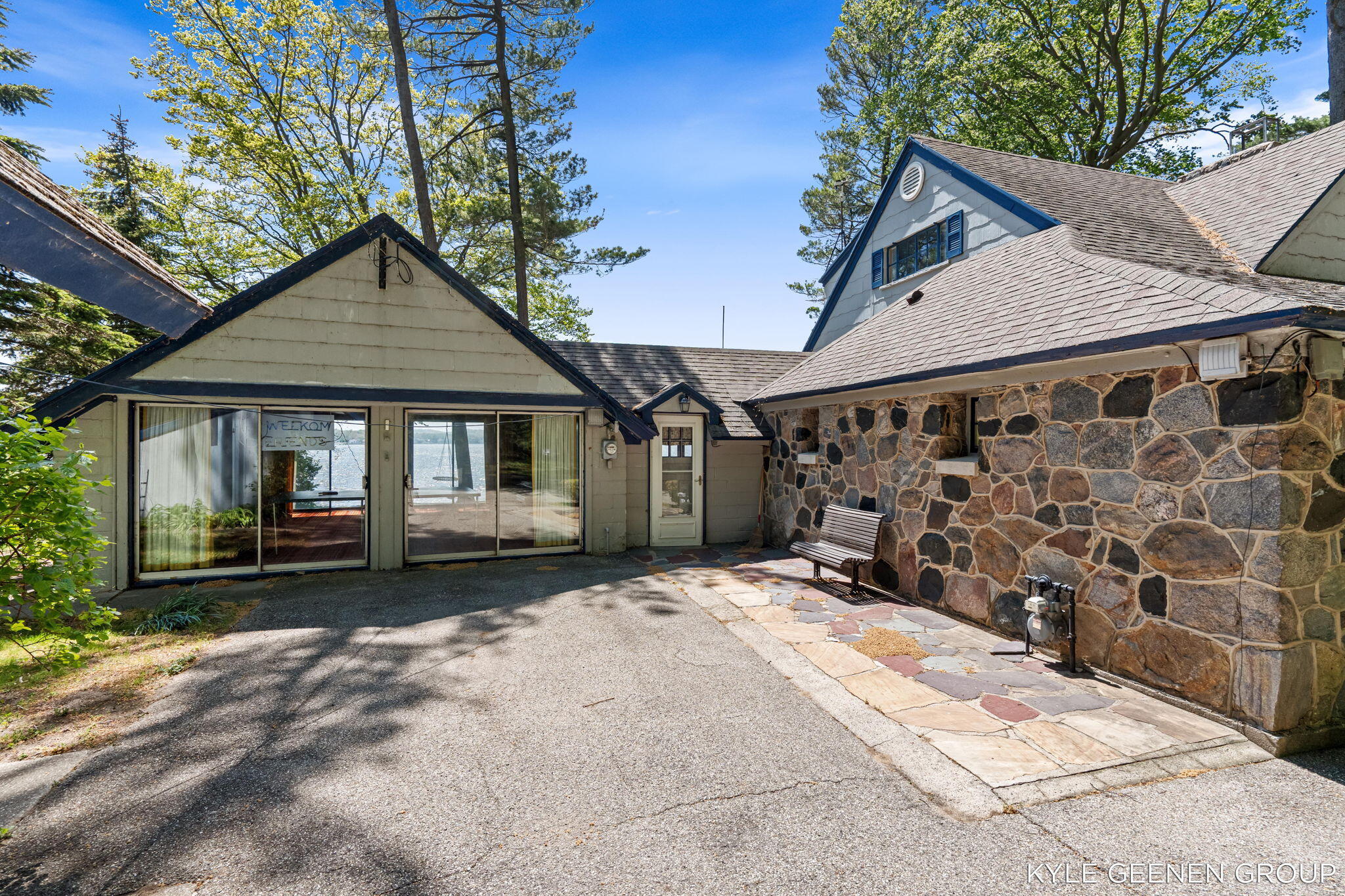 1418 Waukazoo Drive Holland MI 49424