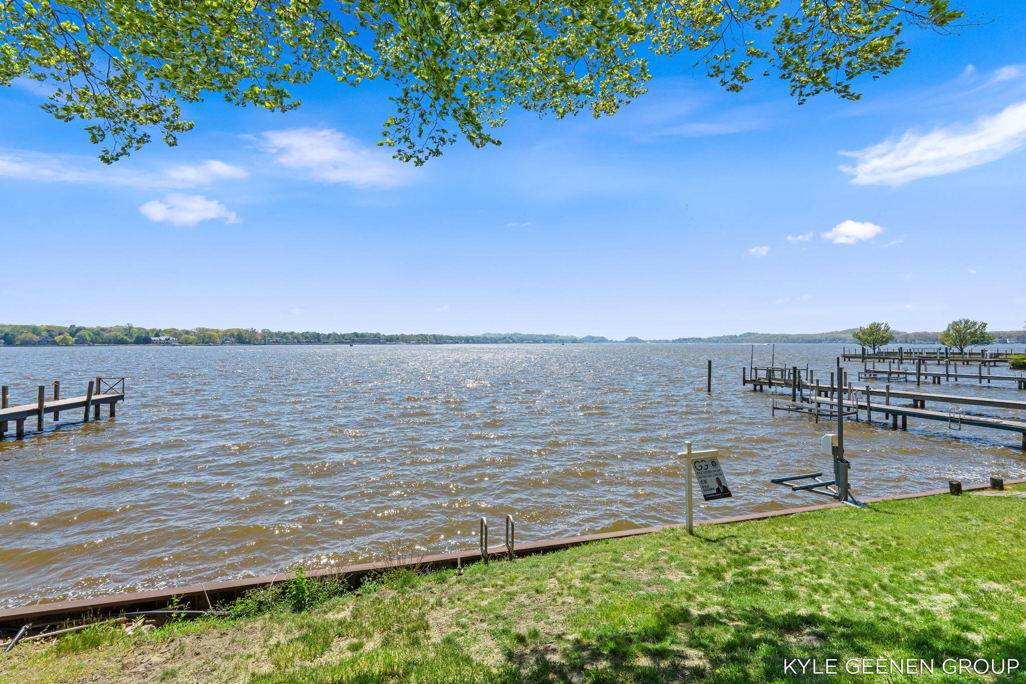 1418 Waukazoo Drive Holland MI 49424