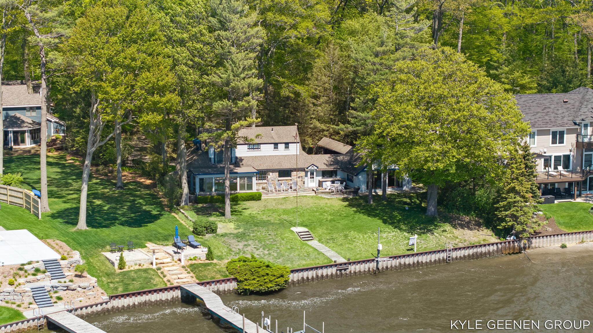 1418 Waukazoo Drive Holland MI 49424
