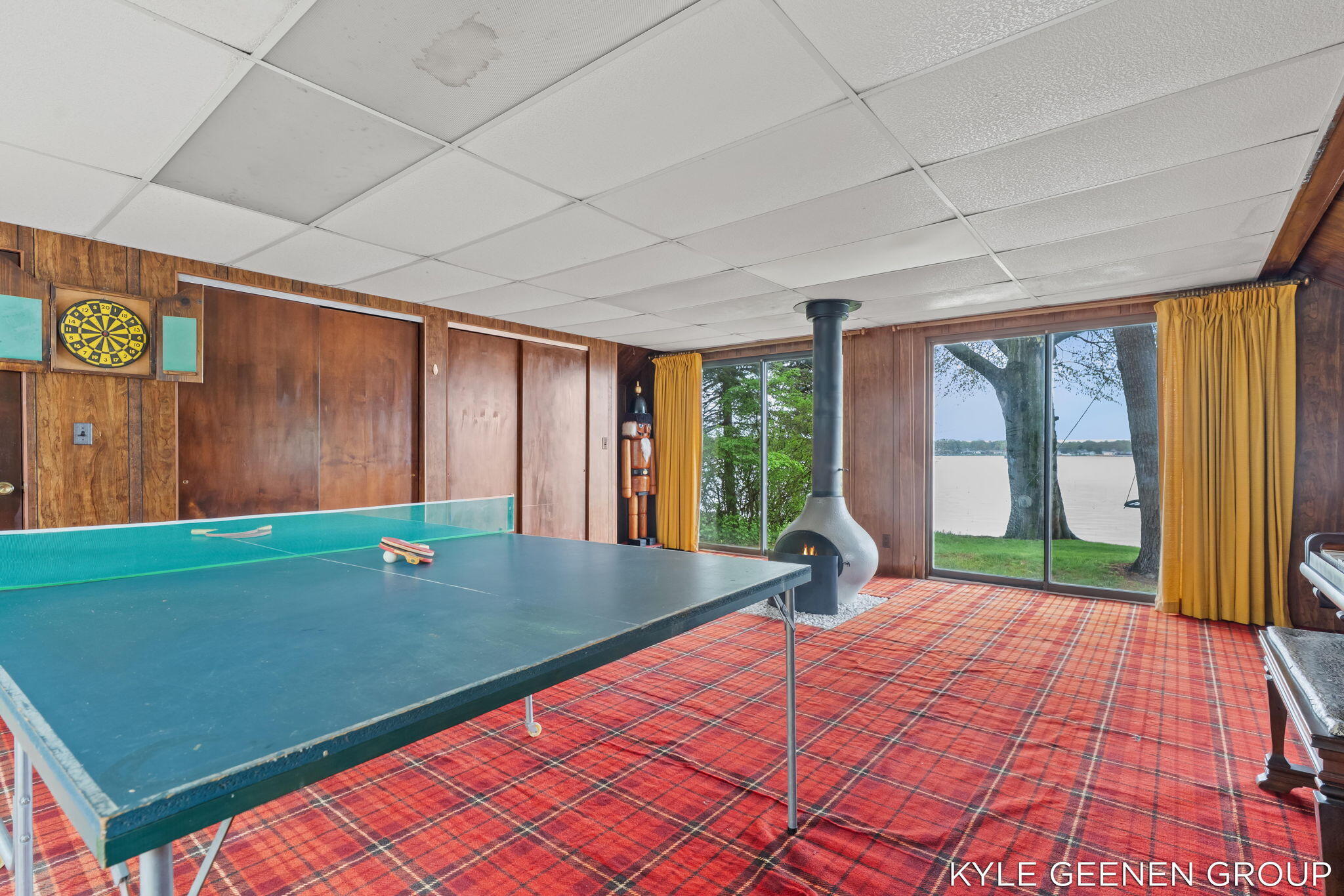 1418 Waukazoo Drive Holland MI 49424