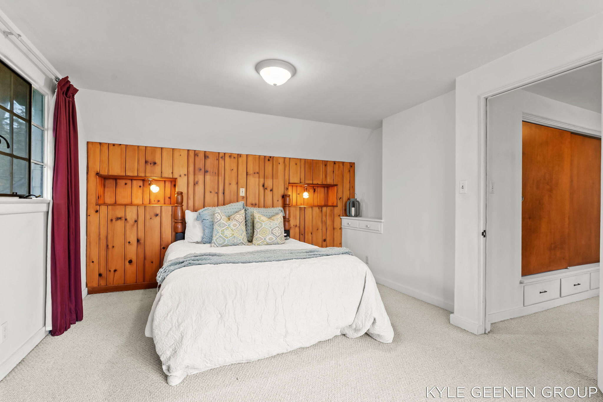 1418 Waukazoo Drive Holland MI 49424