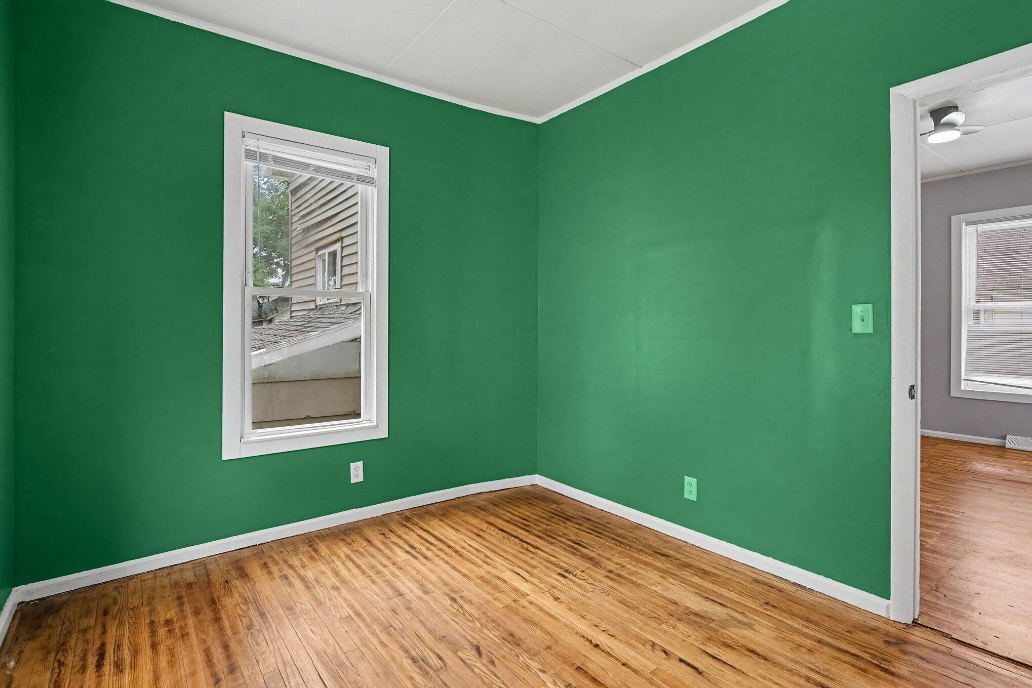 17 E Isabella Avenue Muskegon MI 49442