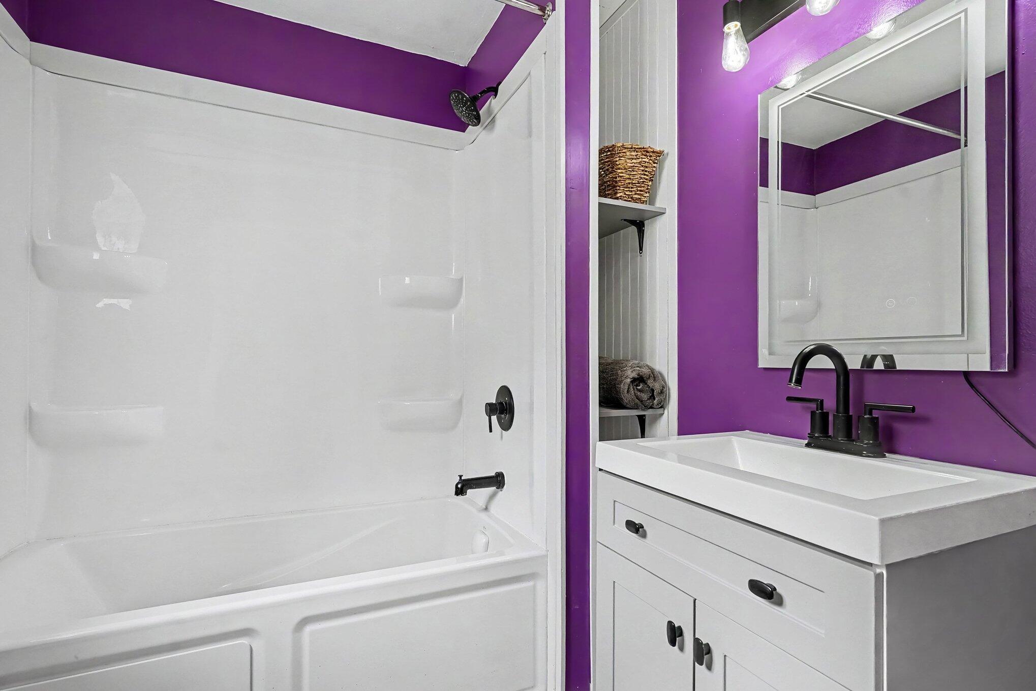 17 E Isabella Avenue Muskegon MI 49442