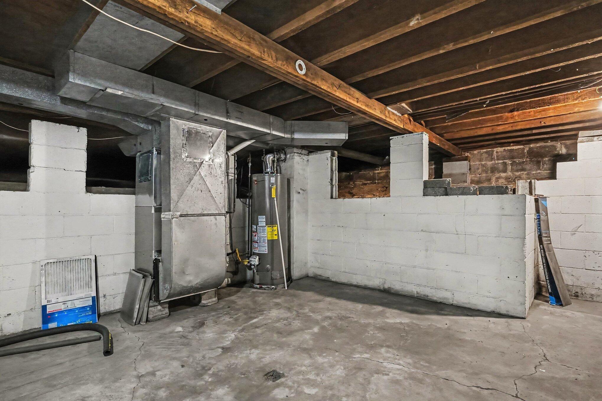 17 E Isabella Avenue Muskegon MI 49442