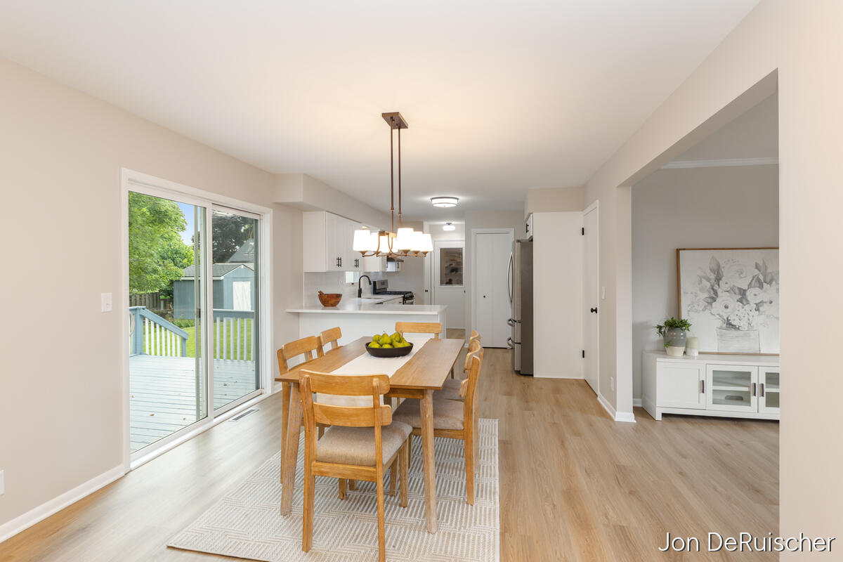 2656 Vassar Drive SE Grand Rapids MI 49506