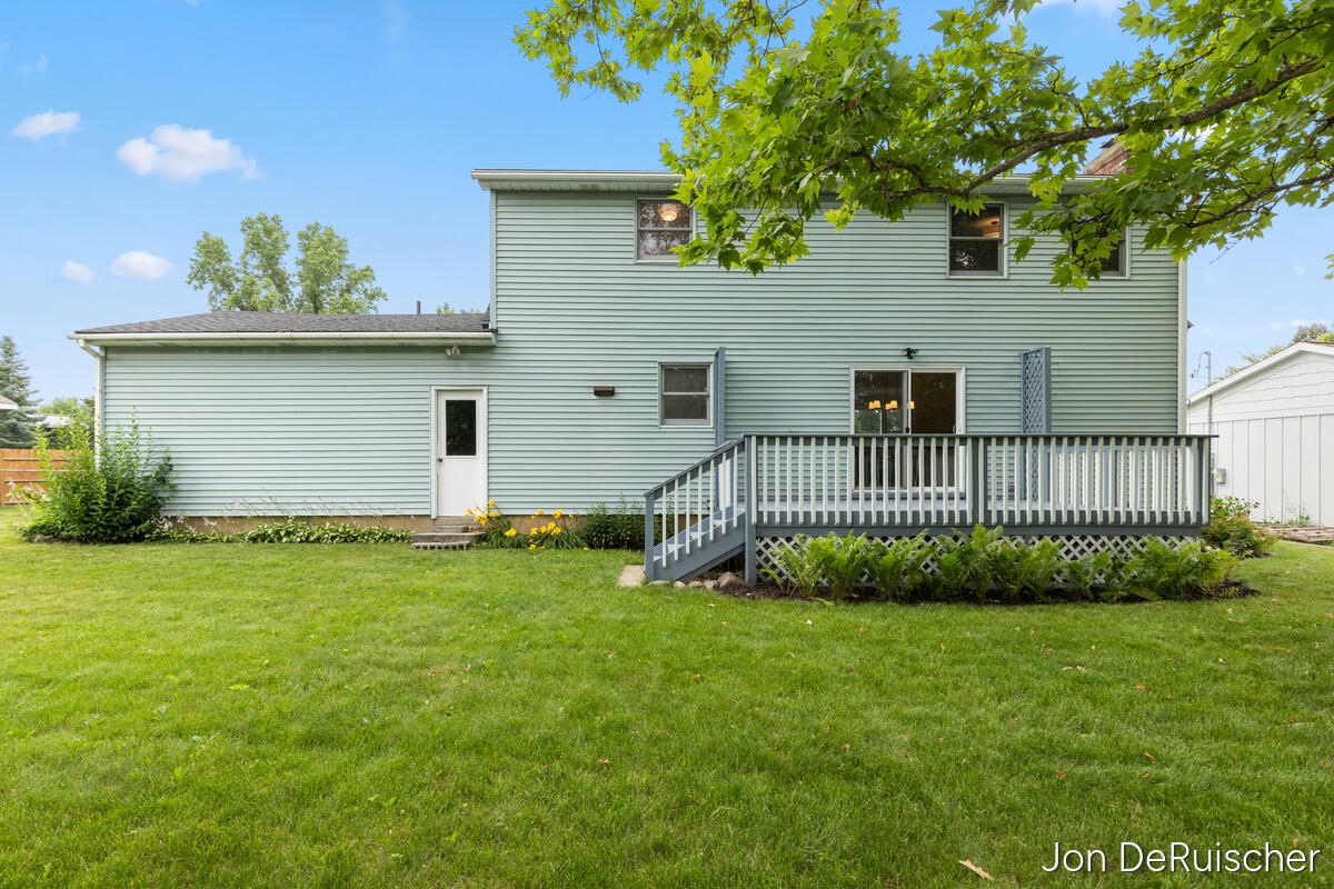 2656 Vassar Drive SE Grand Rapids MI 49506