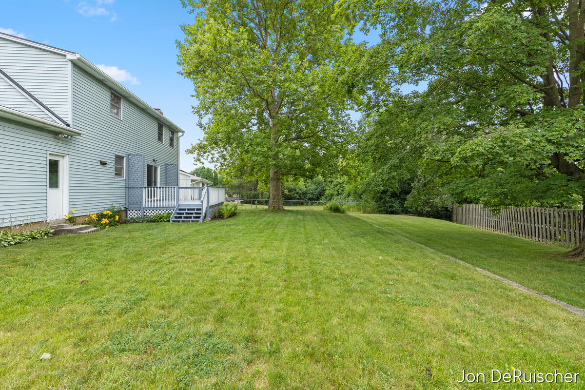 2656 Vassar Drive SE Grand Rapids MI 49506