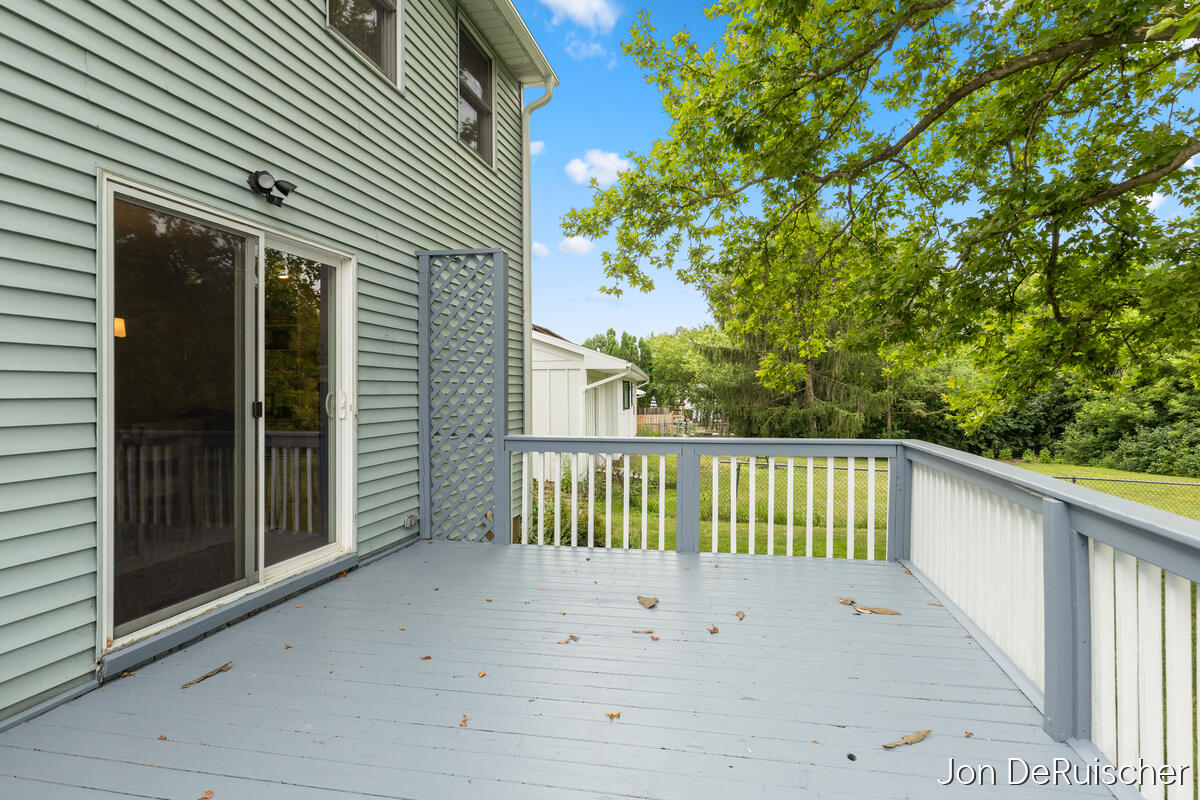 2656 Vassar Drive SE Grand Rapids MI 49506