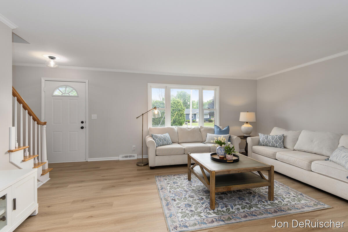 2656 Vassar Drive SE Grand Rapids MI 49506